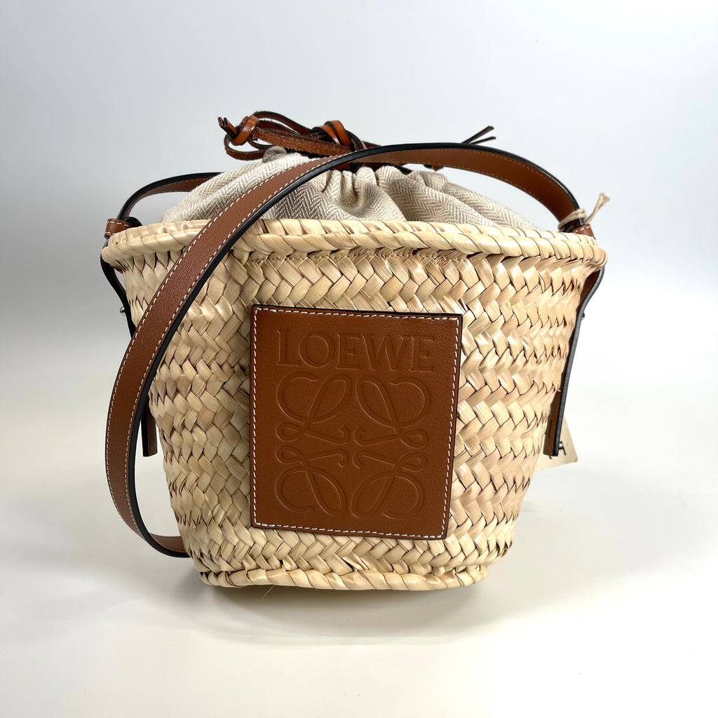 2511 LOEWE Drawstring Bucket Bag Raffia Basket Bag Beige