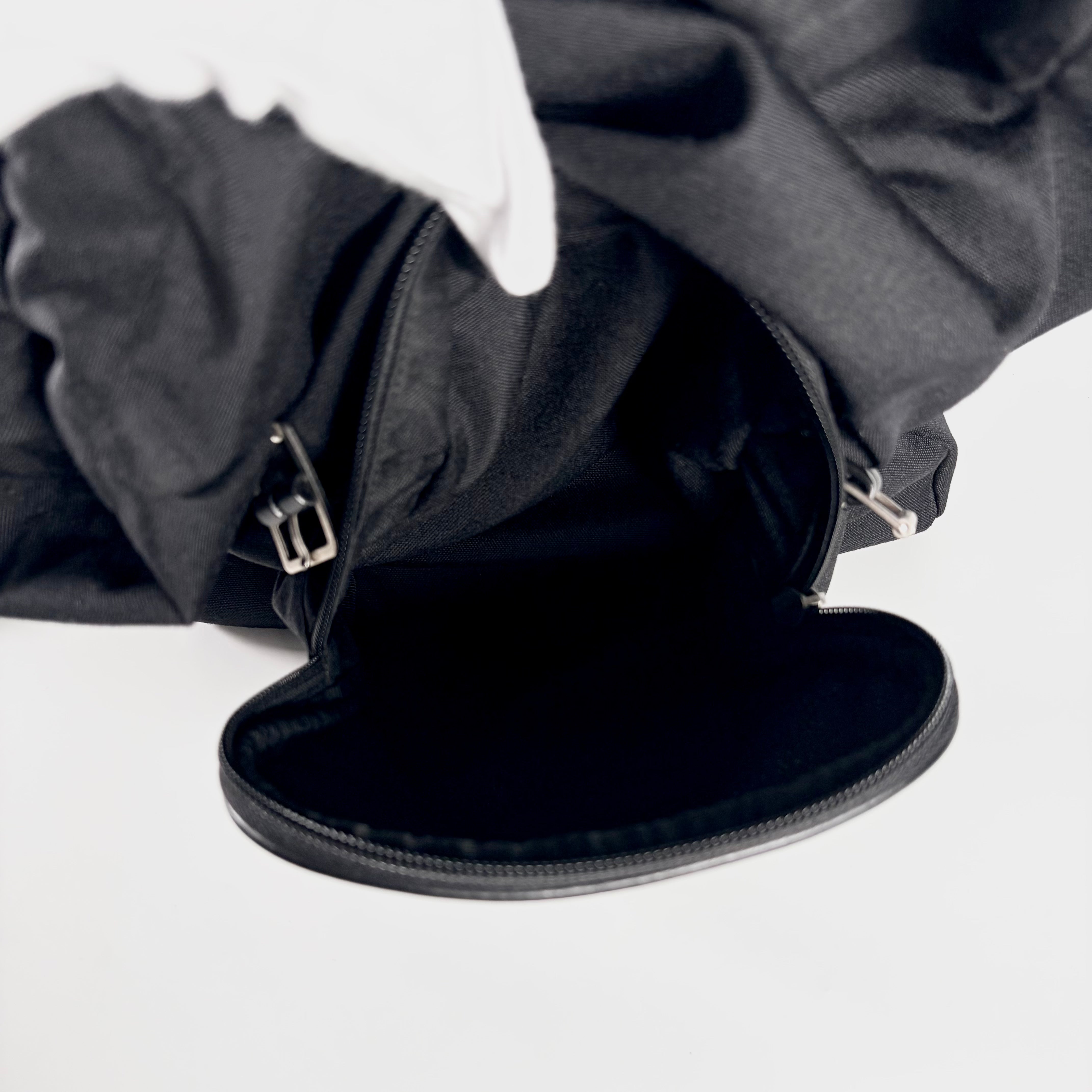 2604 secondhand SAINTLAURENT backpack black