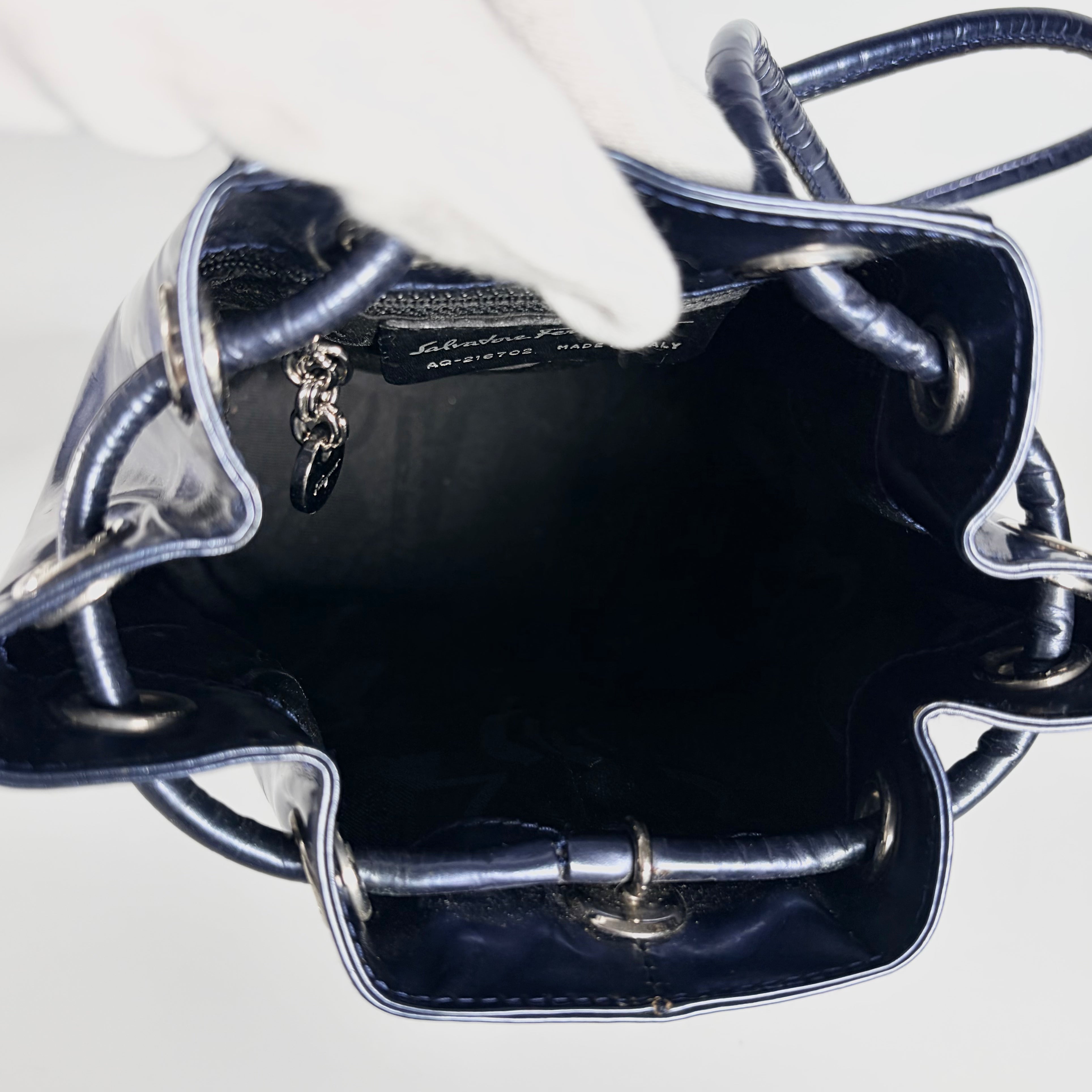 2604 secondhand Ferragamo backpack / back