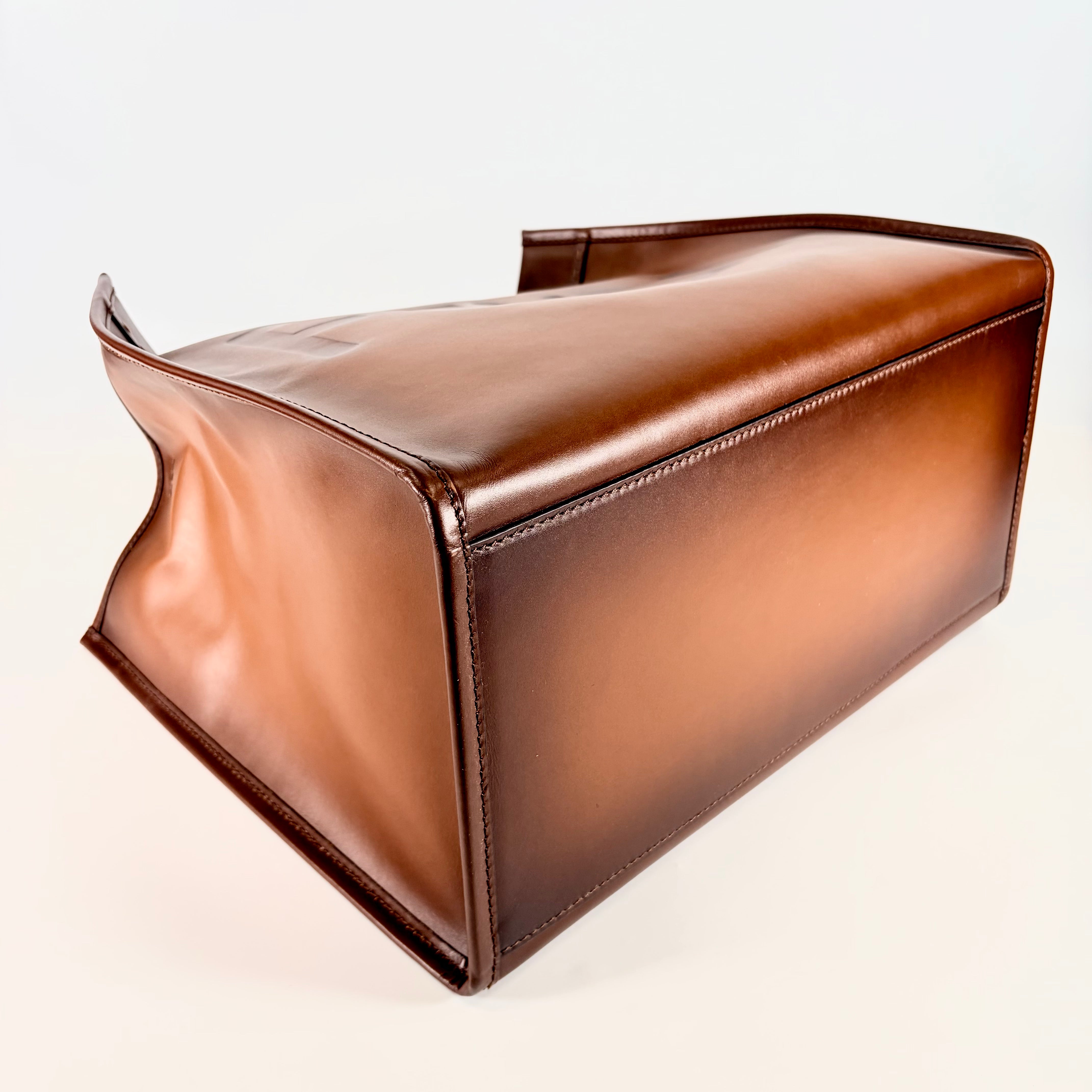 2604 secondhand FENDI Sunshine