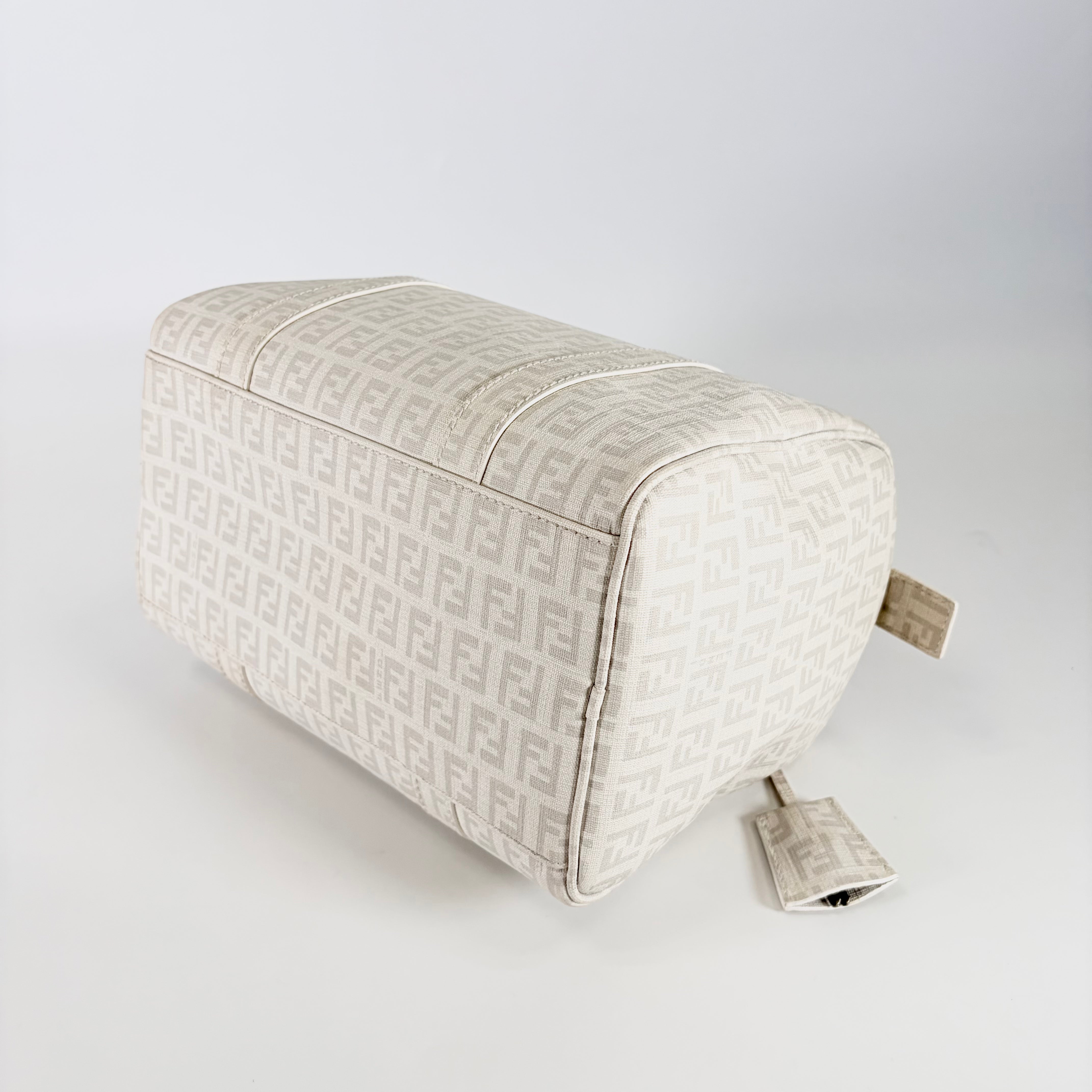 2604 secondhand FENDI Zucchino Boston