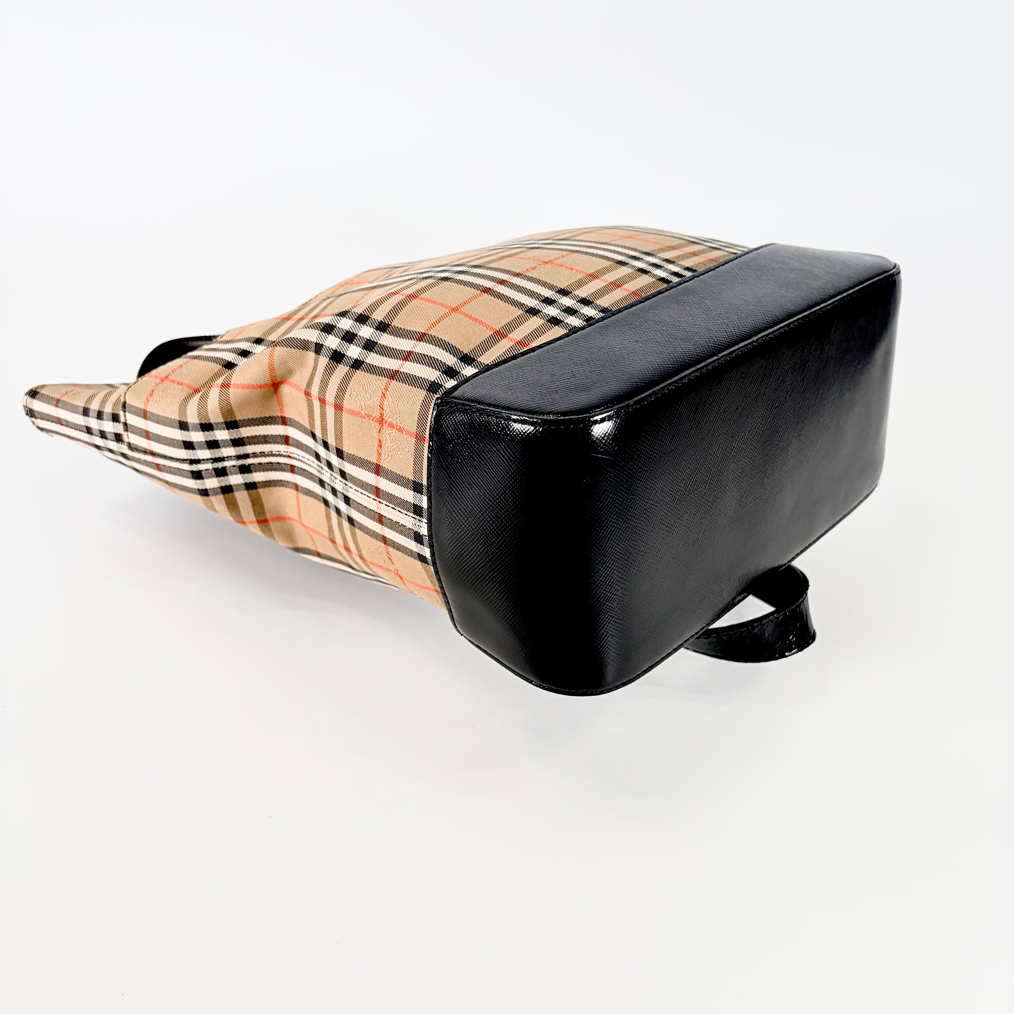 2604 secondhand BURBERRY check hand bag