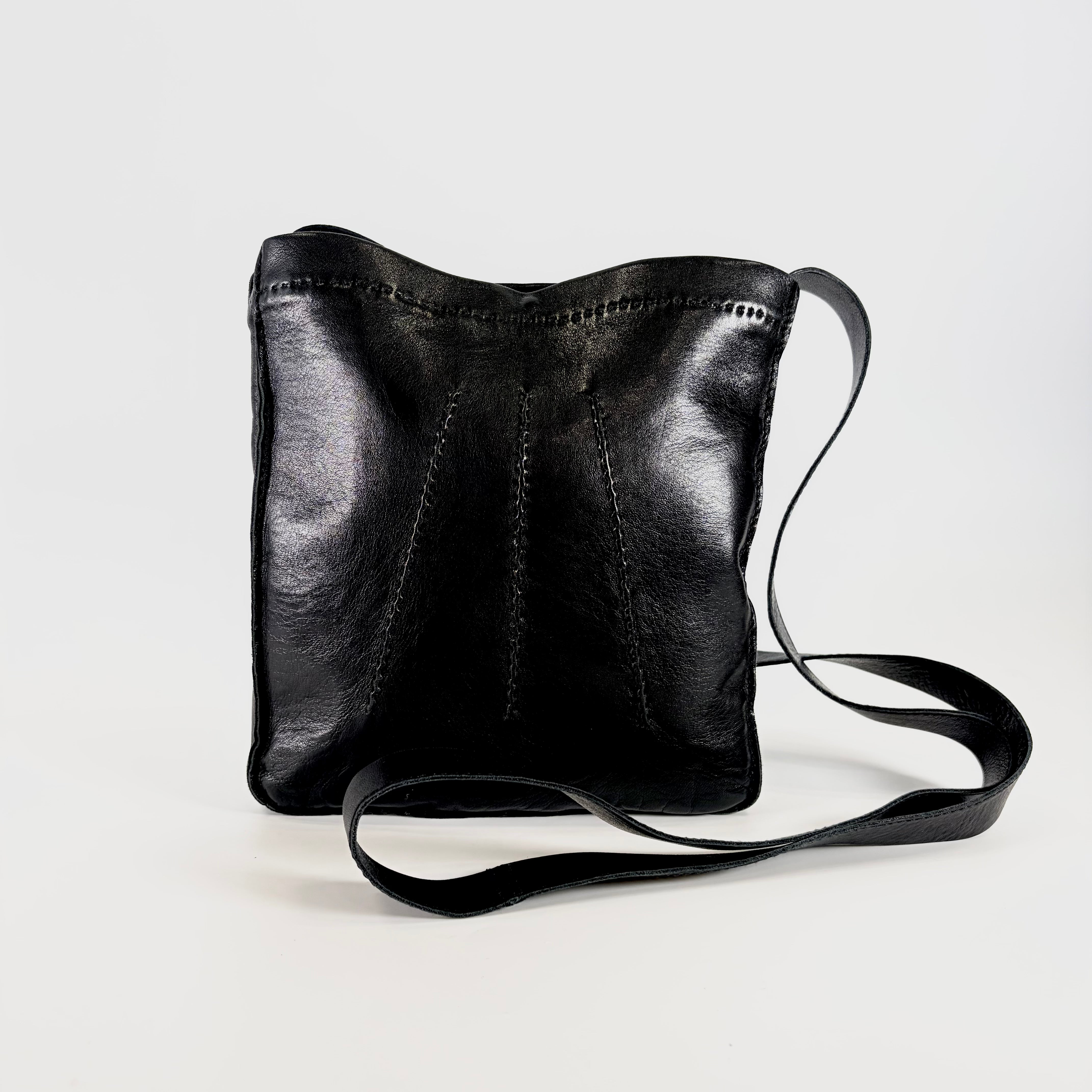 2604 secondhand HERMES shoulder black