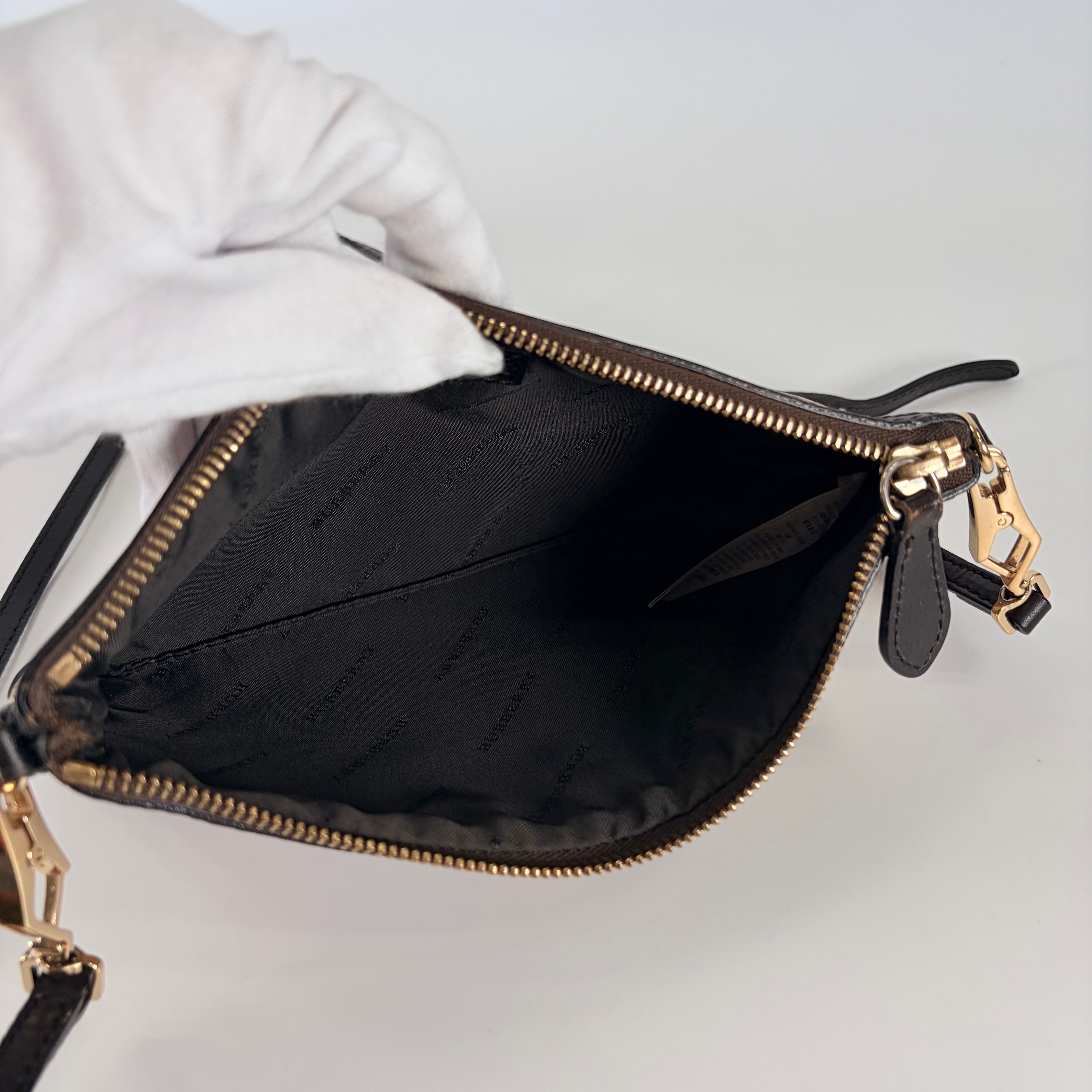 2605 secondhand BURBERRY Shoulder bag