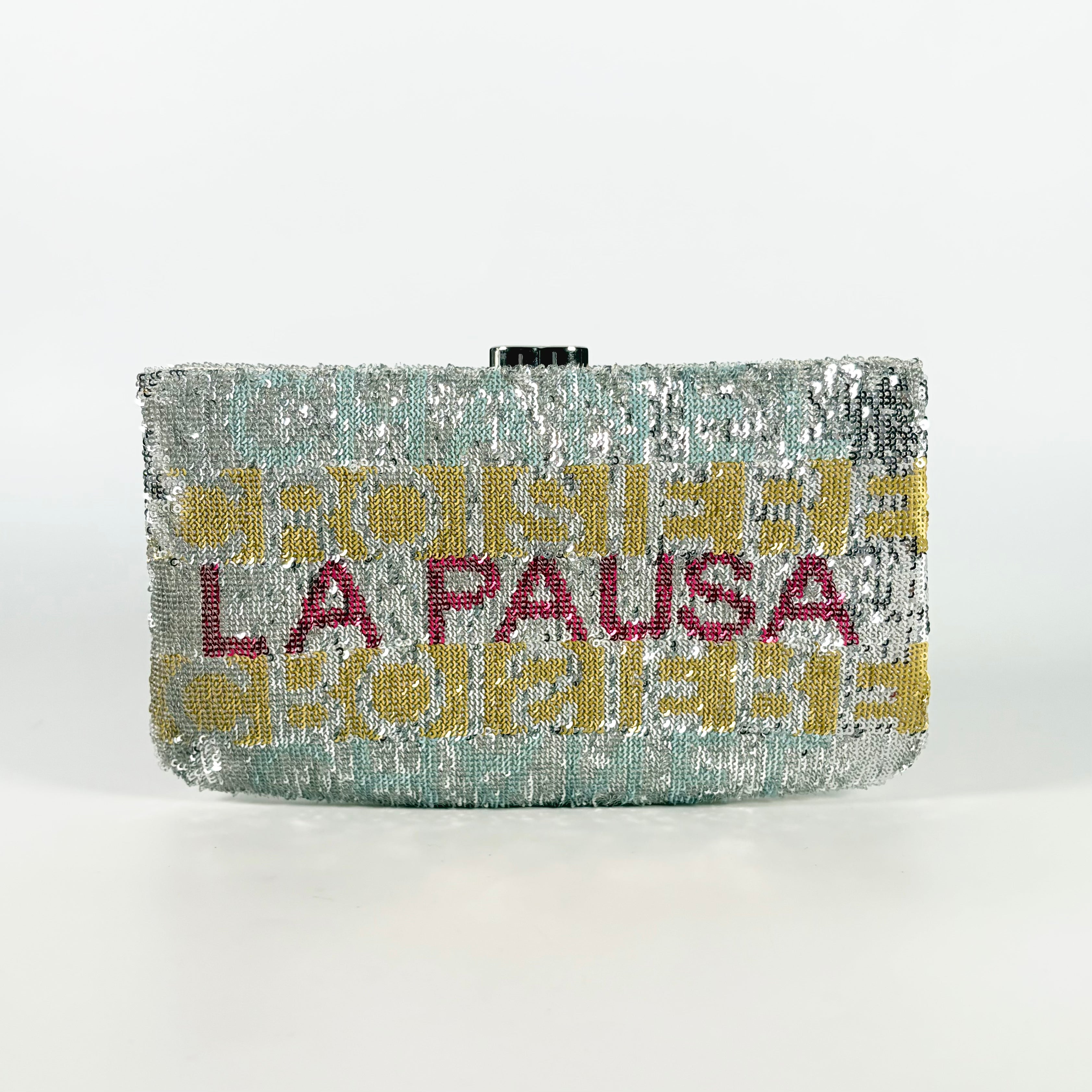 2605 secondhand CHANEL clutch beads