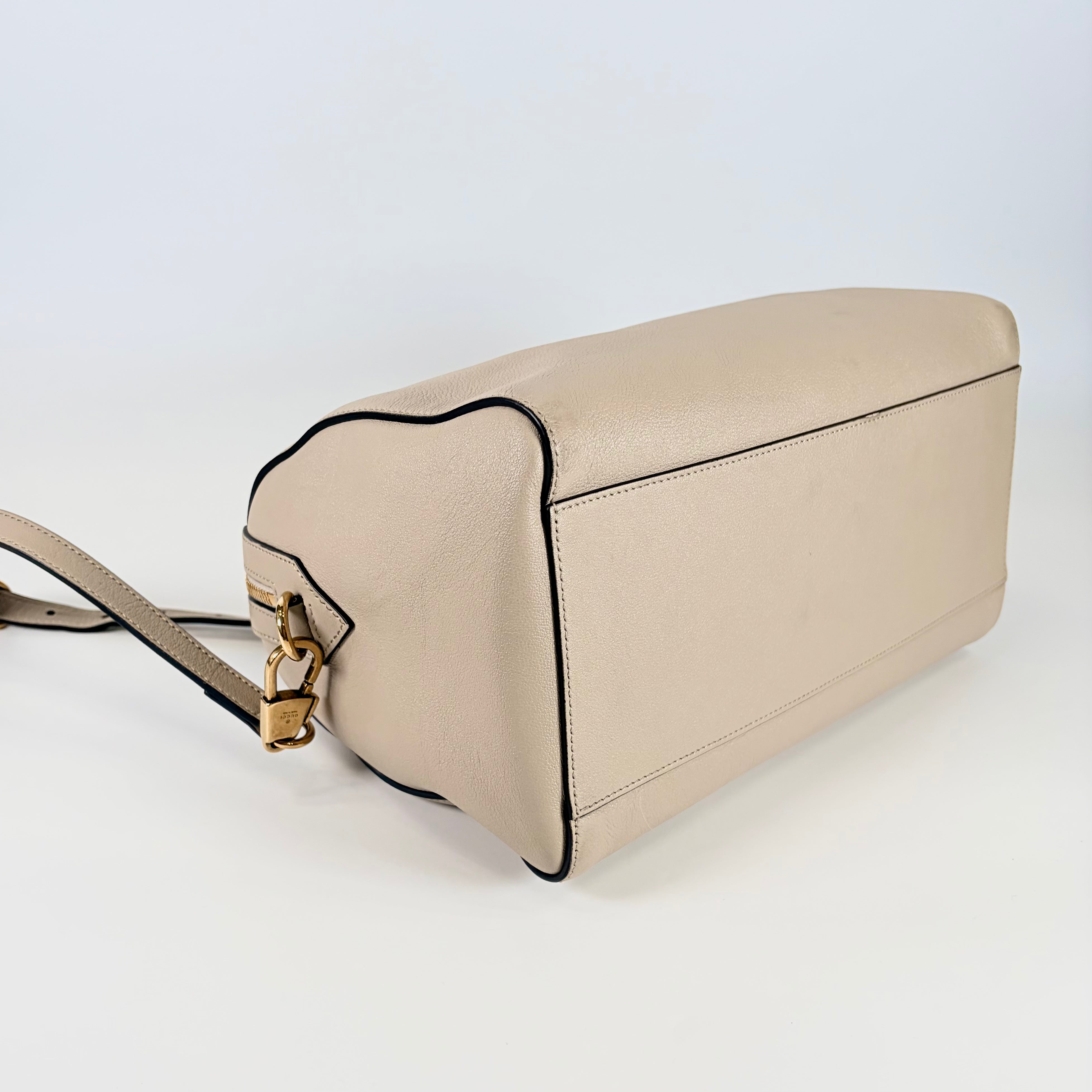 2605 secondhand GUCCI Bamboo 2Way bag