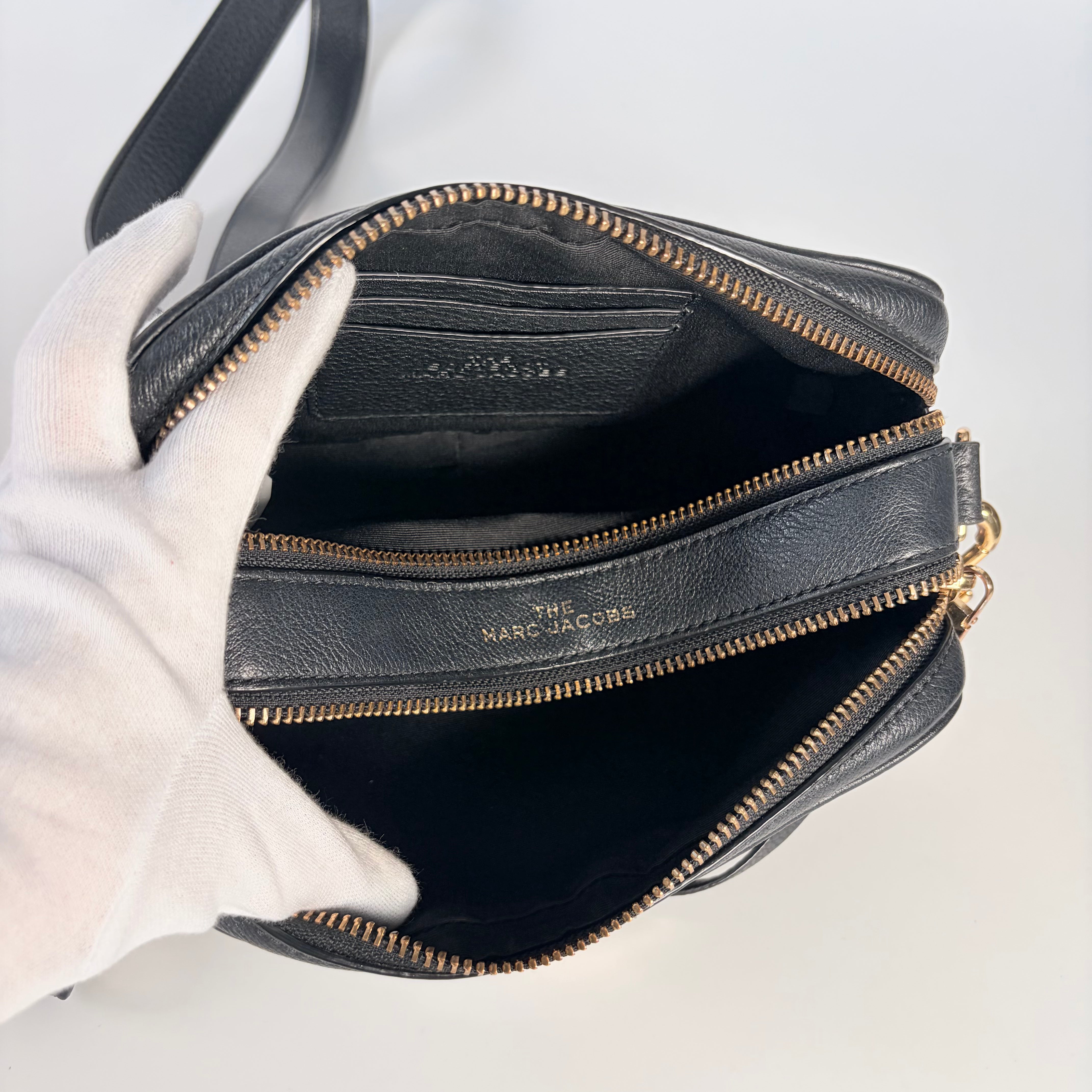 2605 secondhand MARCJACOBS soft
