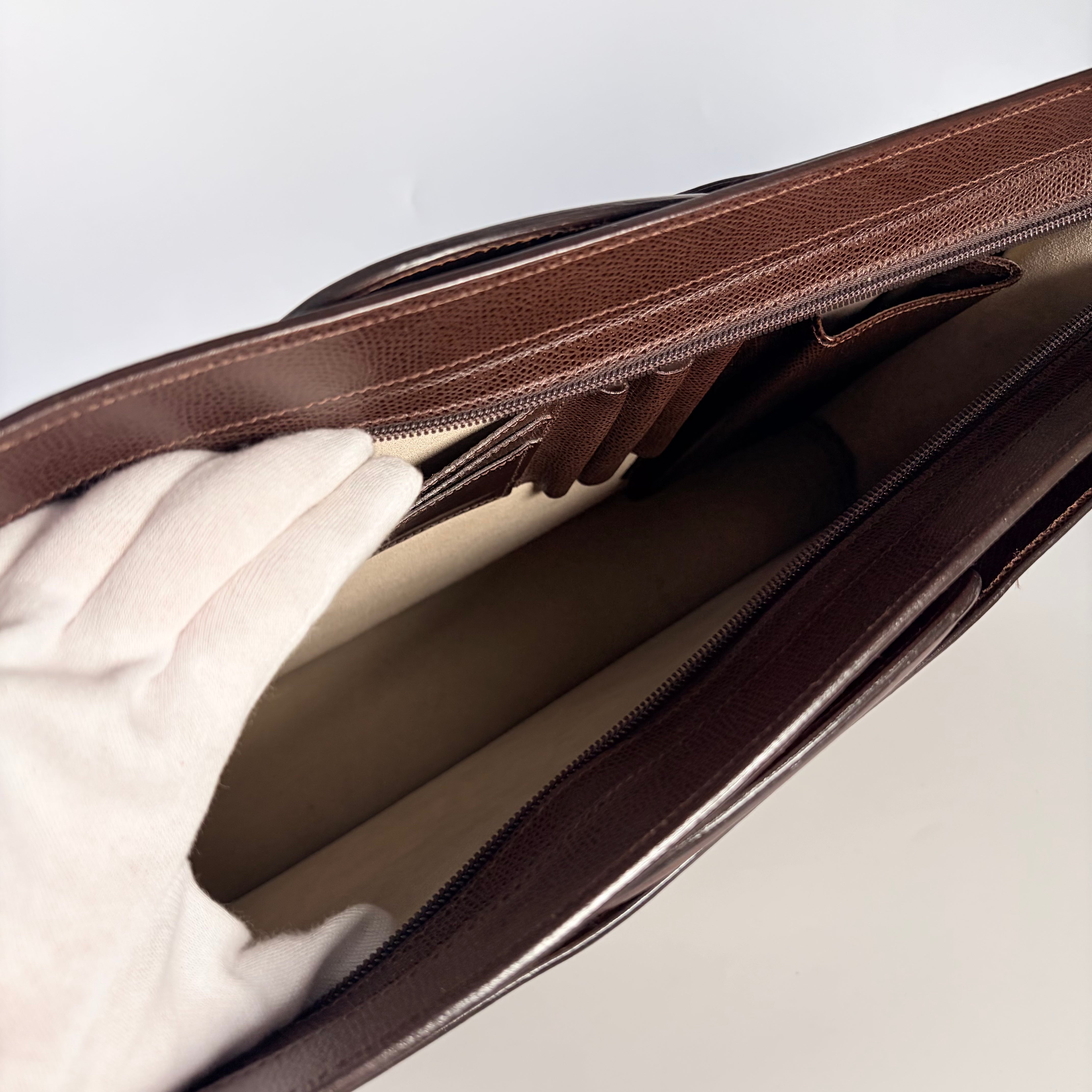 2605 secondhand BALLY business bag
