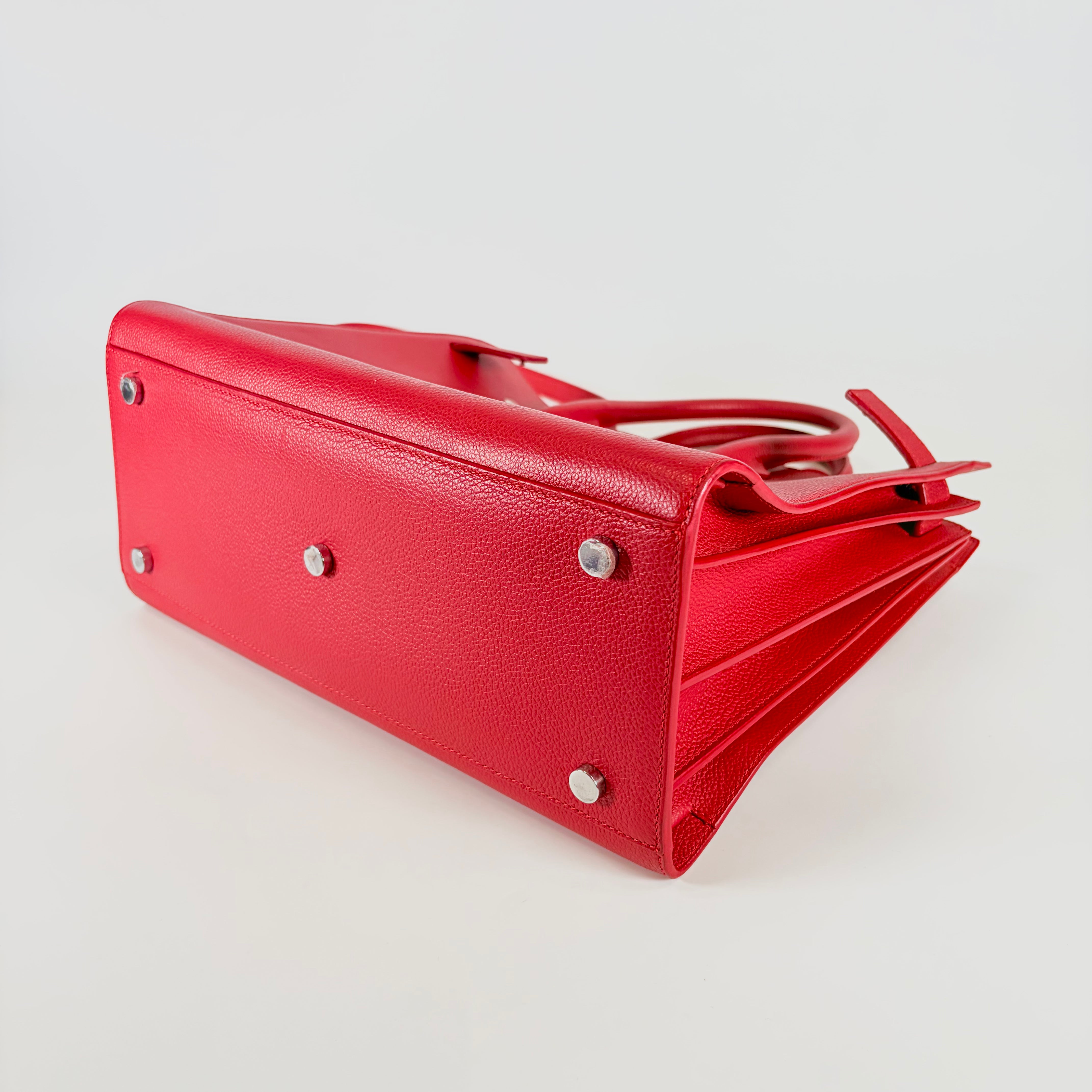 2605 secondhand SAINTLAURENT Sack Joules Small calf leather Red