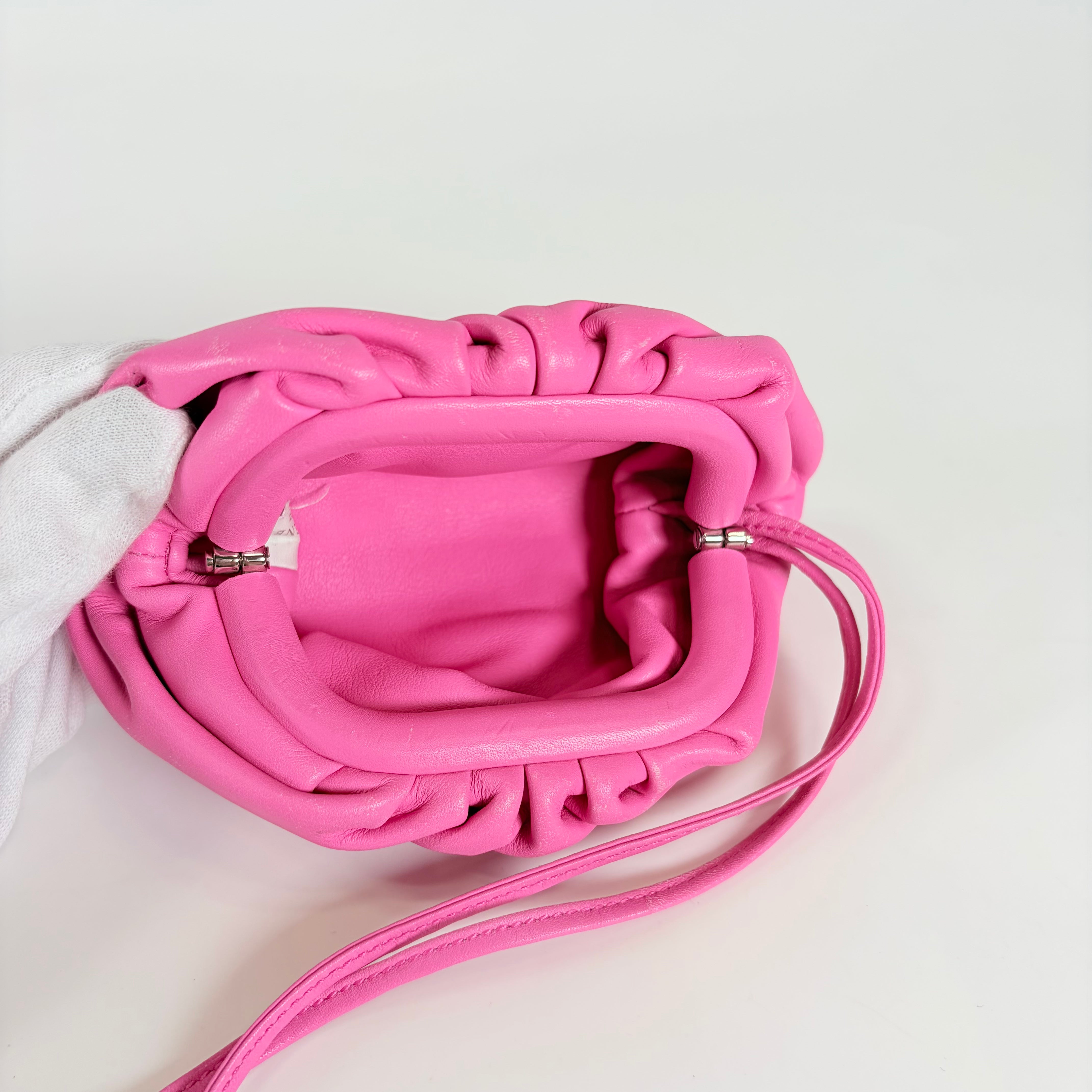 2605 secondhand BOTTEGAVENETA mini pouch pink