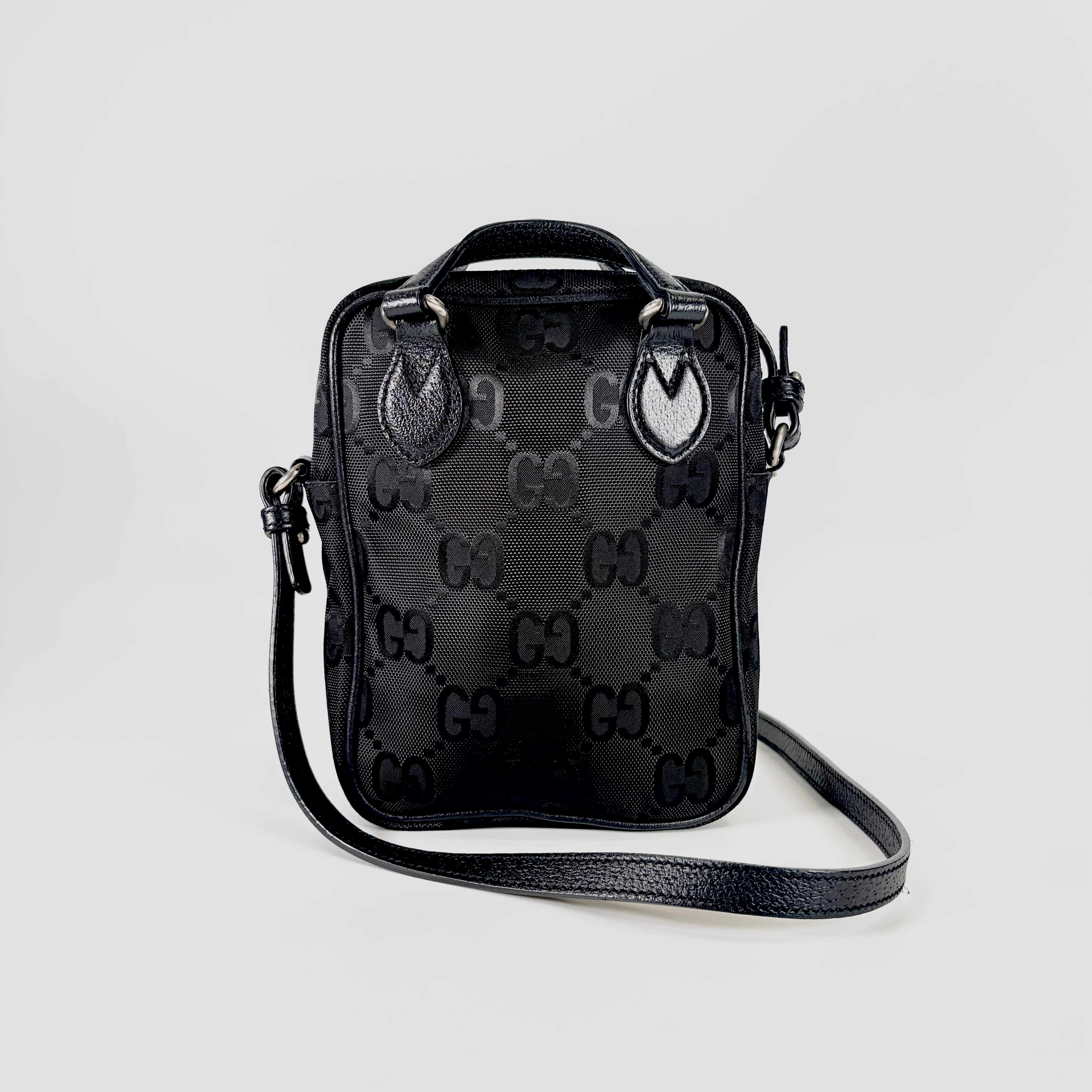2605 secondhand GUCCI GG canvas Off the Grid 2WAY bag canvas × leather black 625850