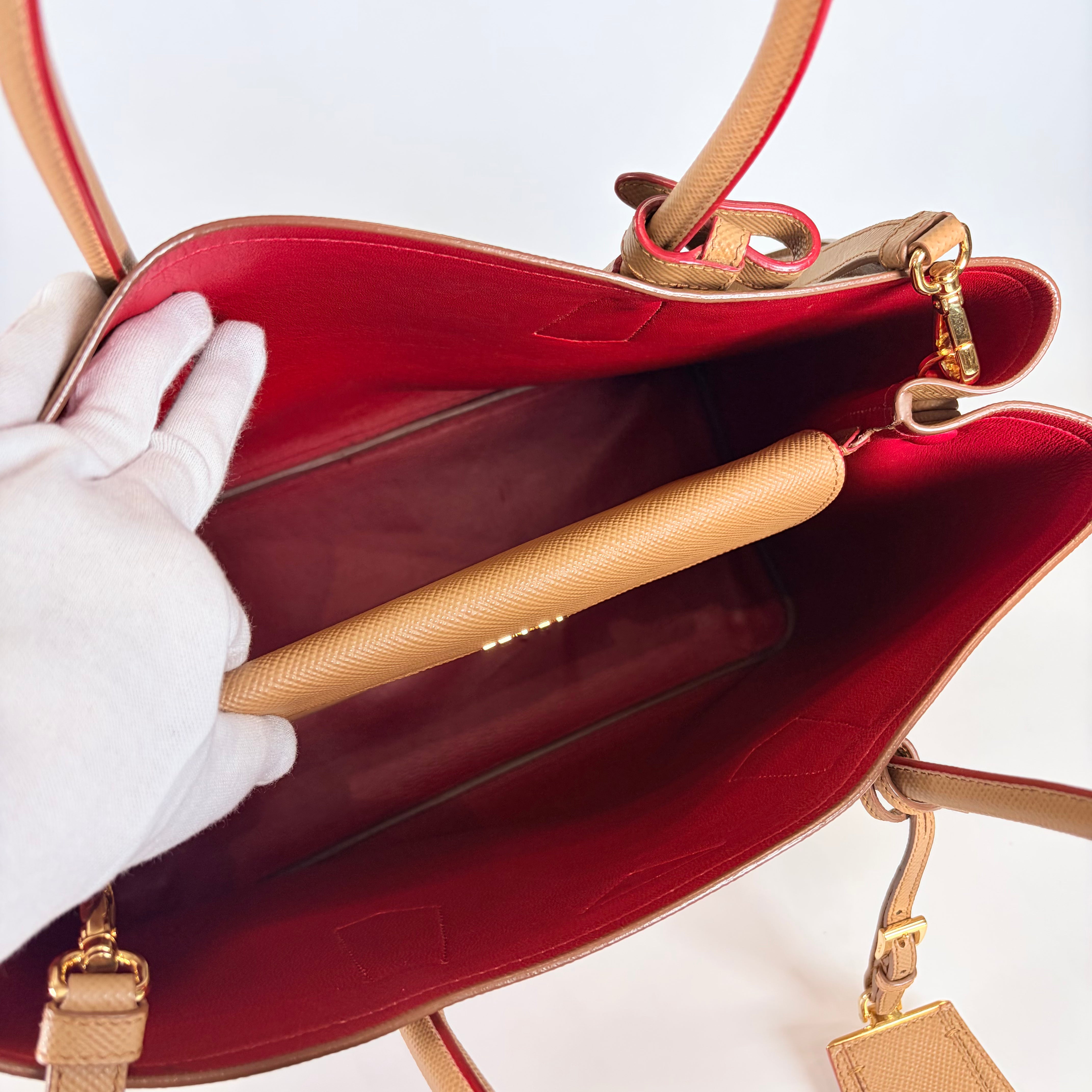 2605 secondhand PRADA 2way hand Saffiano Brown