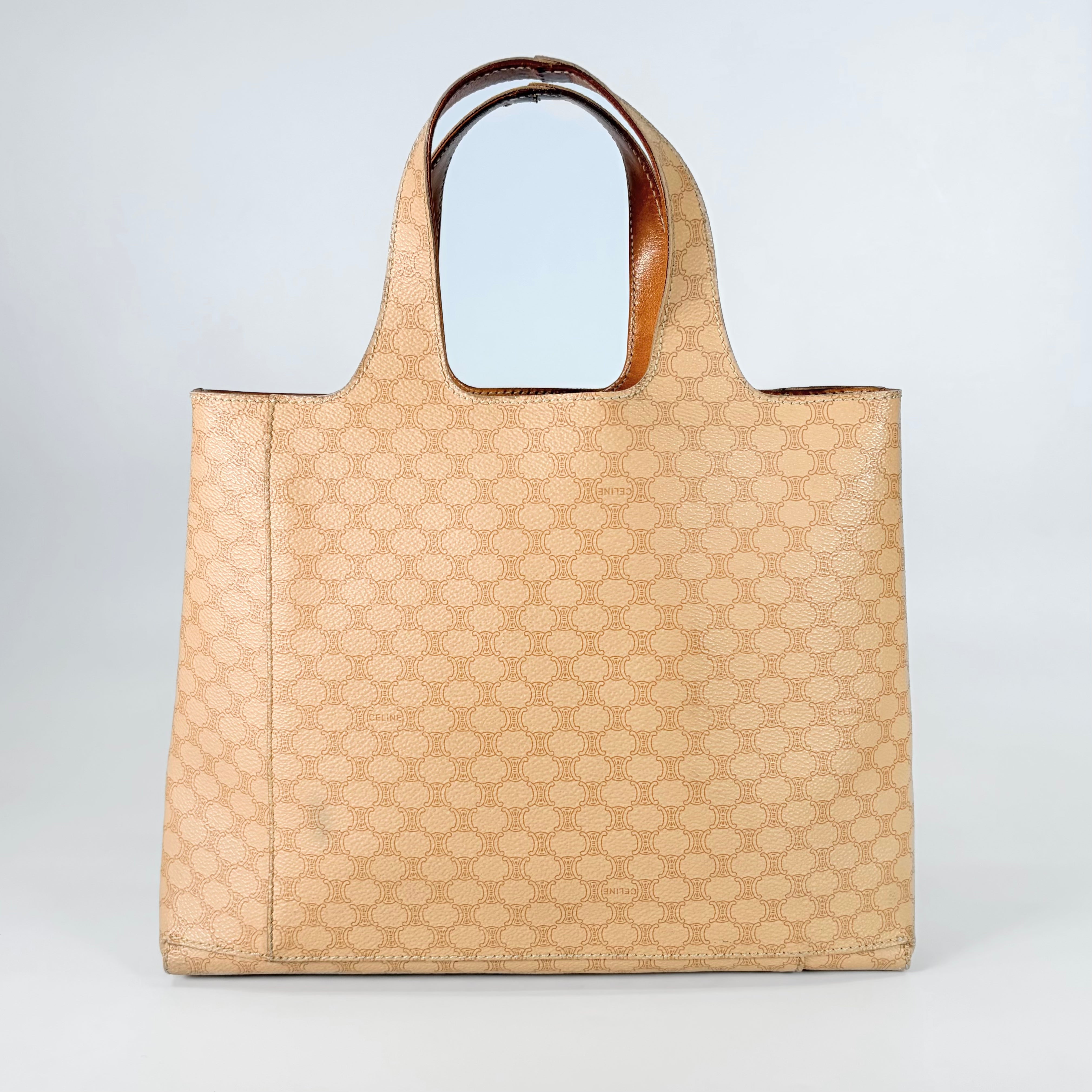 2605 secondhand CELINE Macadam hand bag