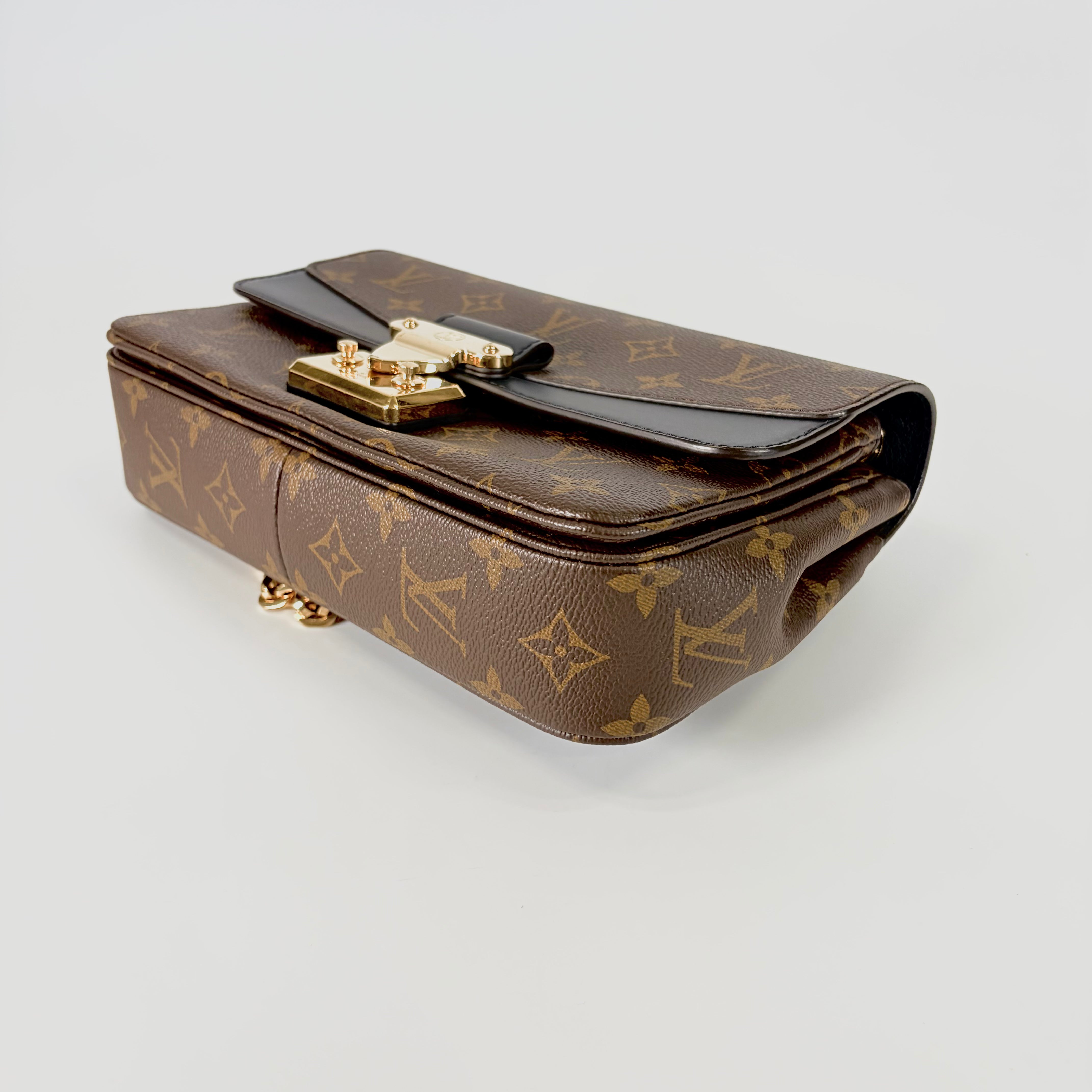 2605 secondhand LV Sack Maru M46126 black