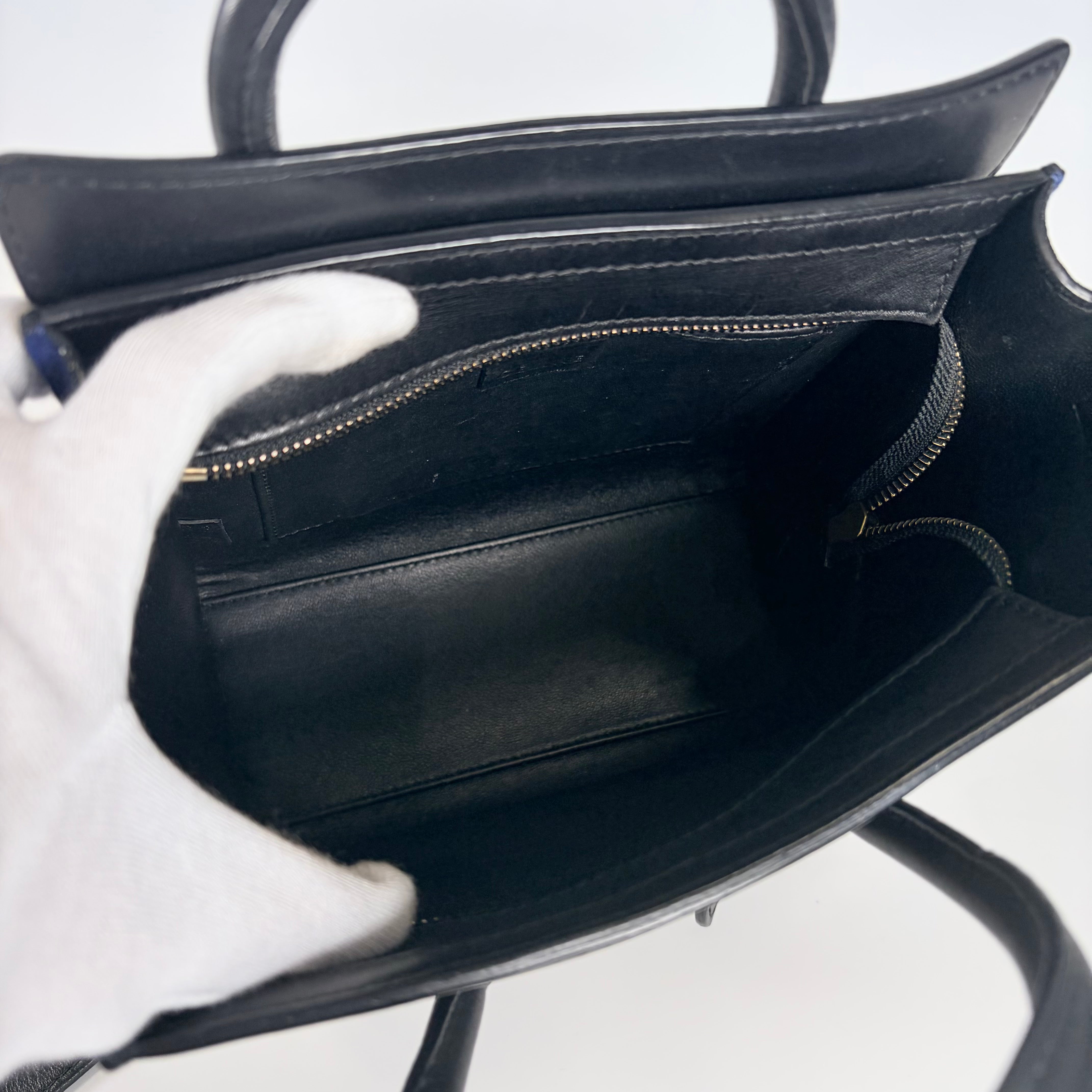 2606 secondhand CELINE Luggage Nano Shopper
