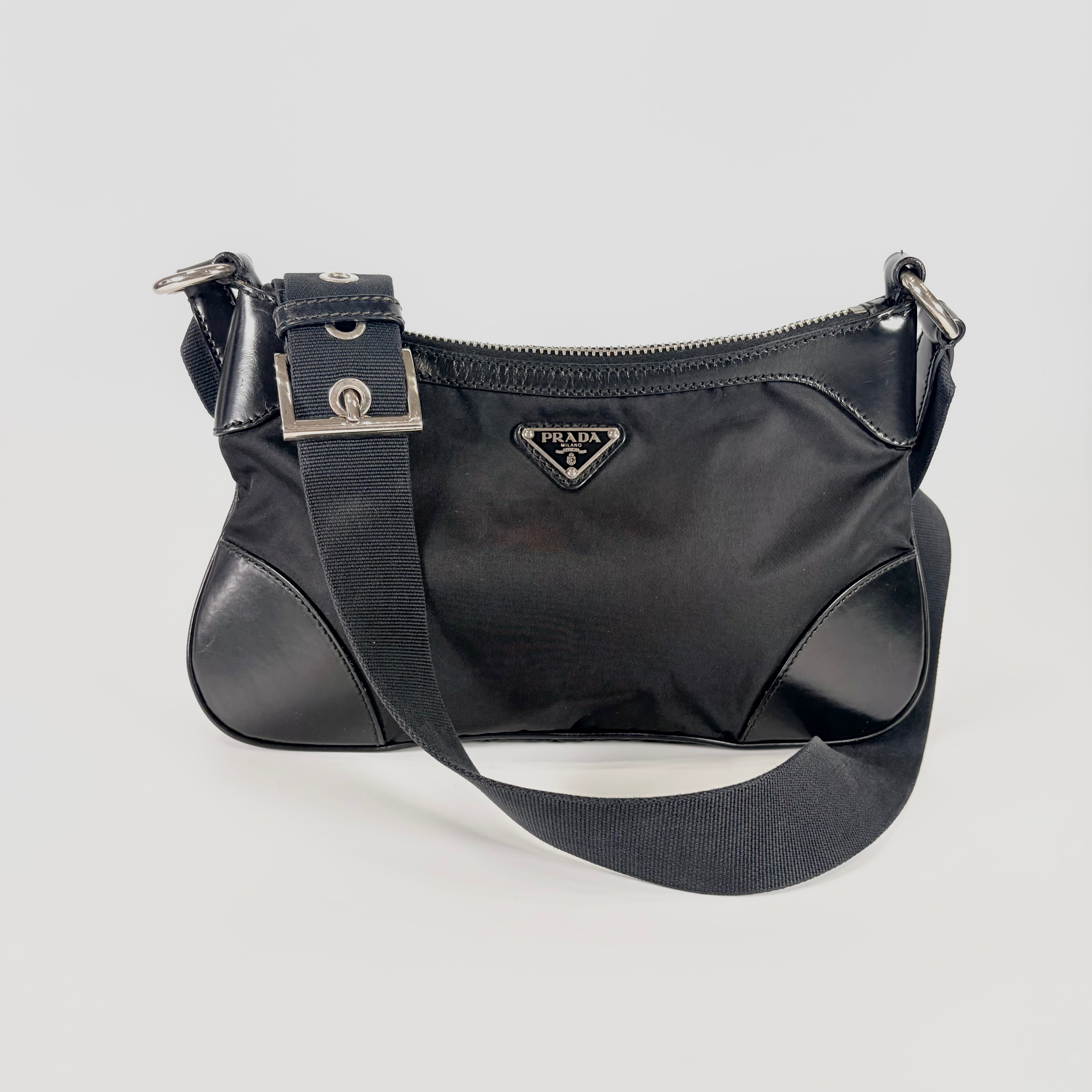 2605 secondhand PRADA Shoulder bag