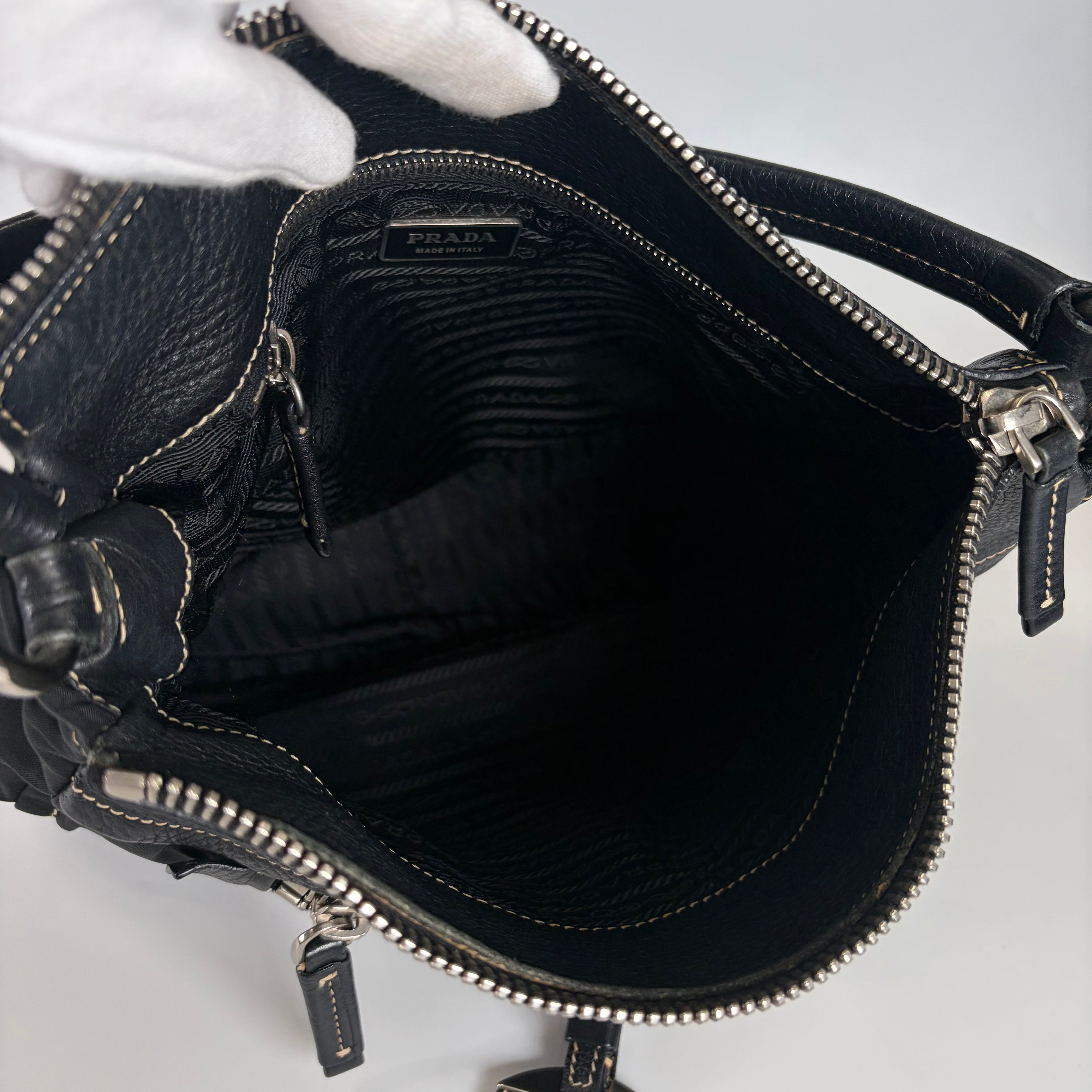 2605 secondhand PRADA One shoulder bag nylon leather NERO