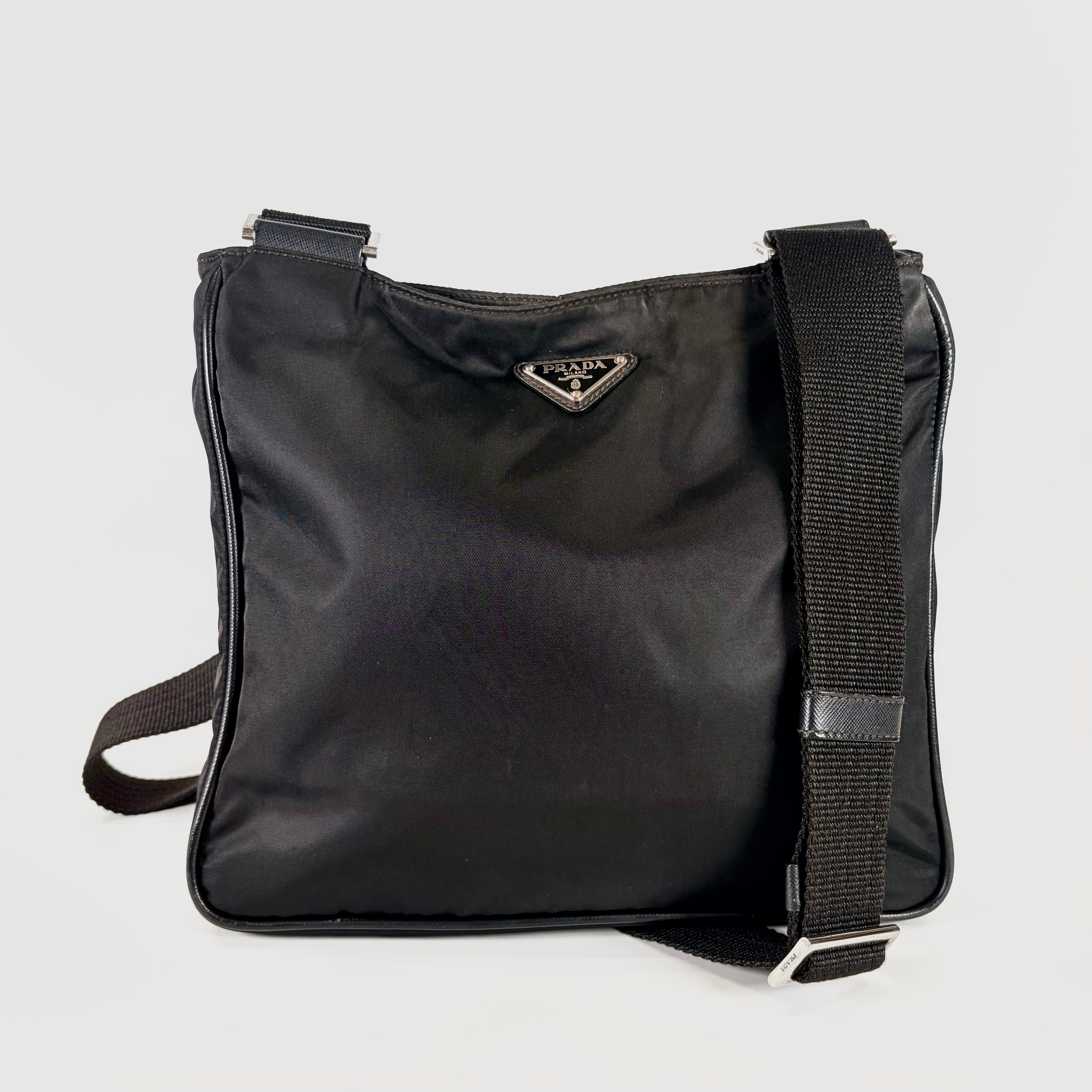 2605 secondhand PRADA Shoulder bag VA02 69 TESSUTO+SAFFINERO