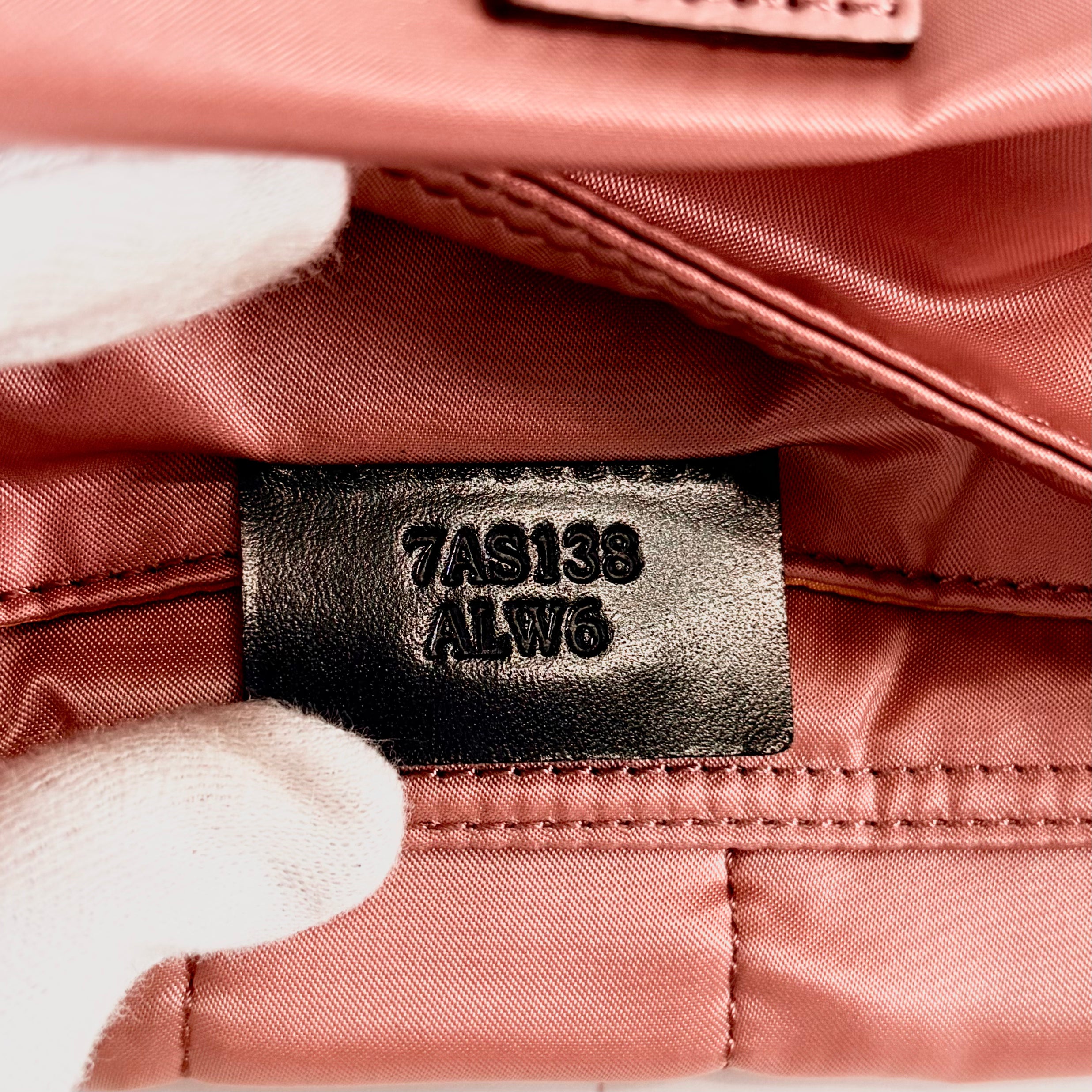 2605 secondhand FENDI 2WAY Greige