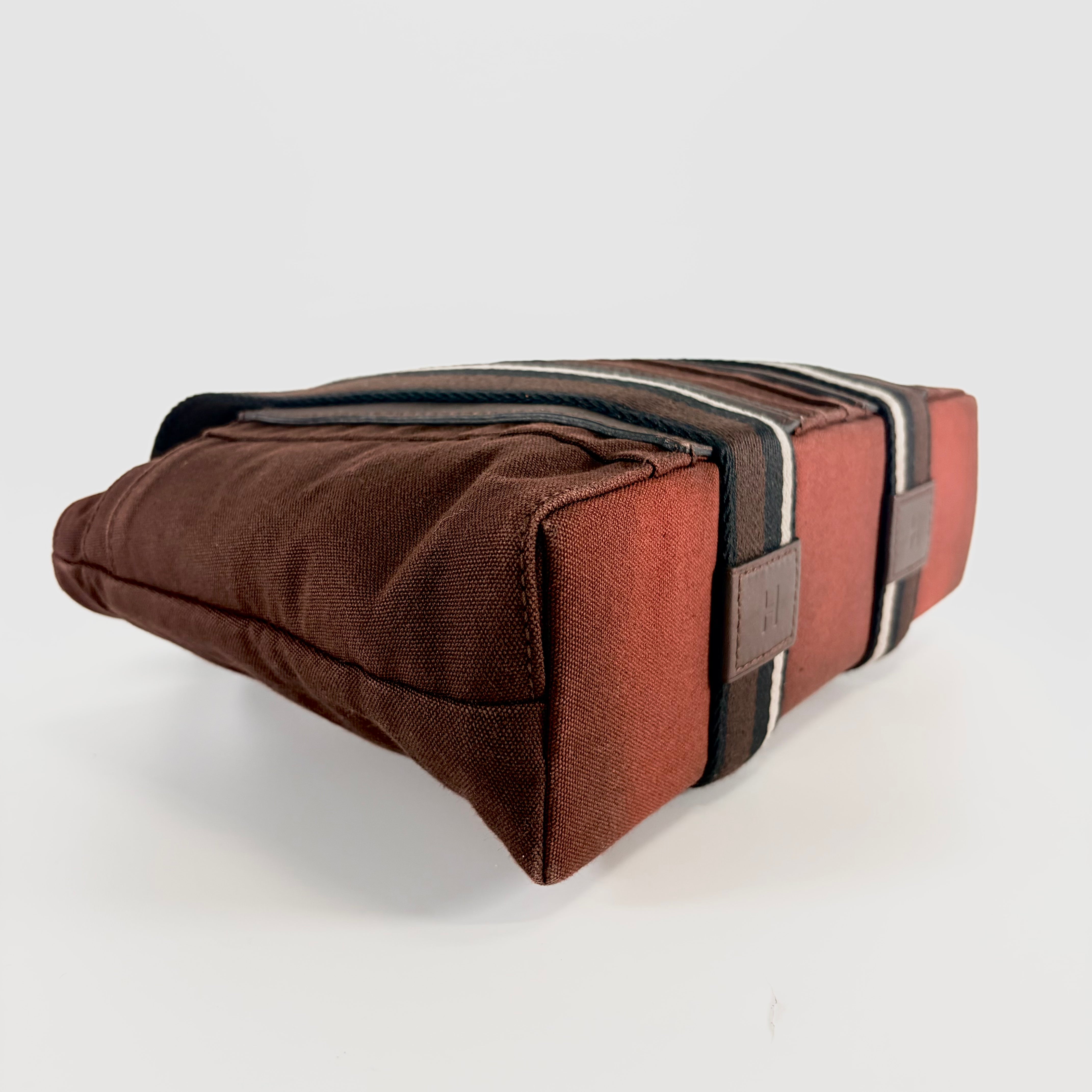 2605 secondhand HERMES Troca Horizontal PM Tote Bag
