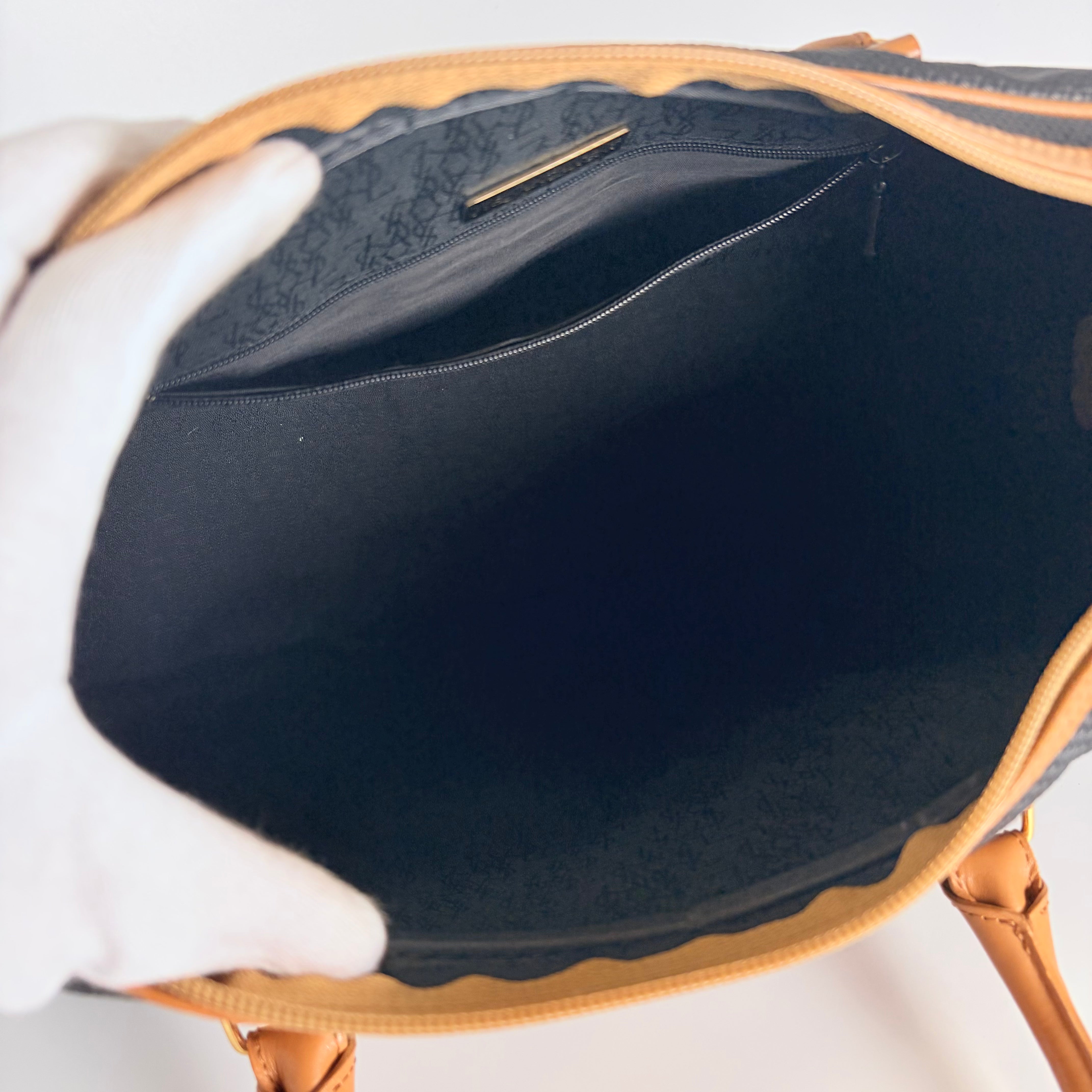 2606 secondhand SAINTLAURENT YSL hand bag