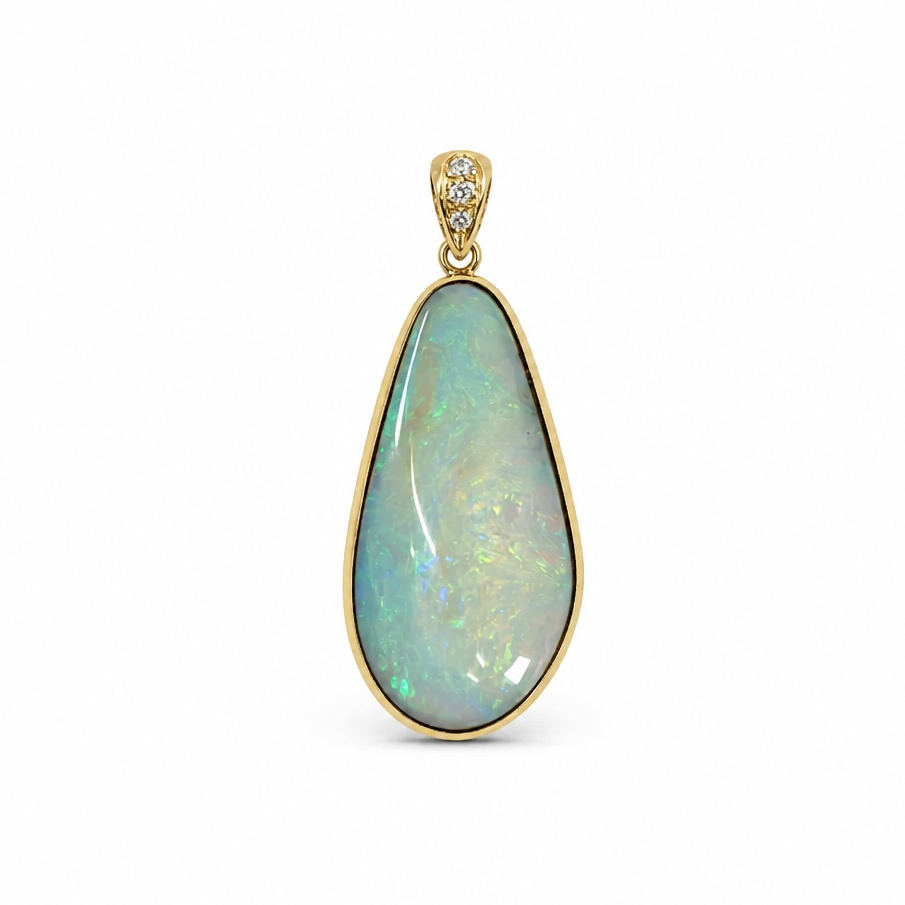 2606 secondhand K18 opal 16.33ct/D0.045ct 7.8ｇ