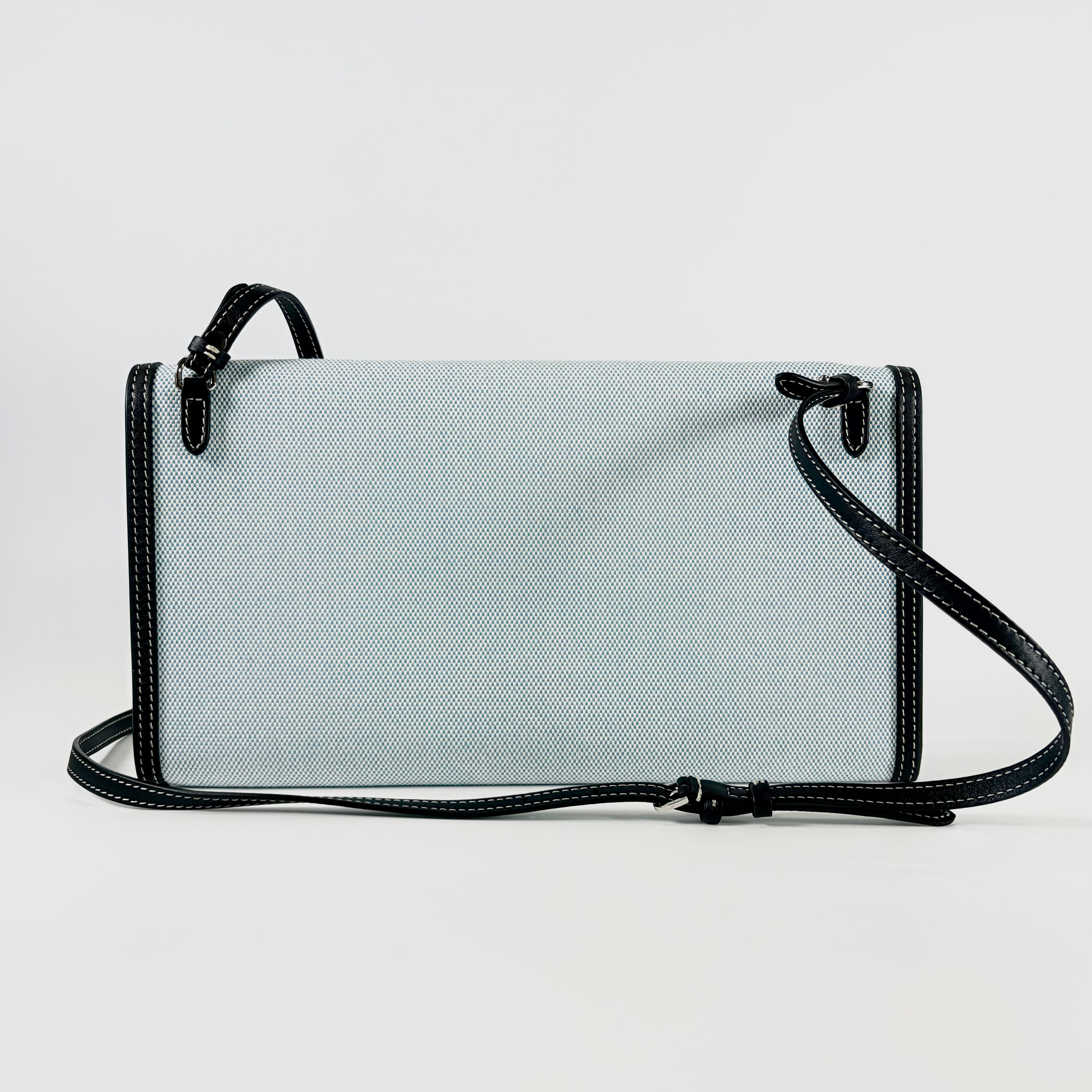 2606 secondhand BURBERRY Shoulder bag / Crossbody Bag