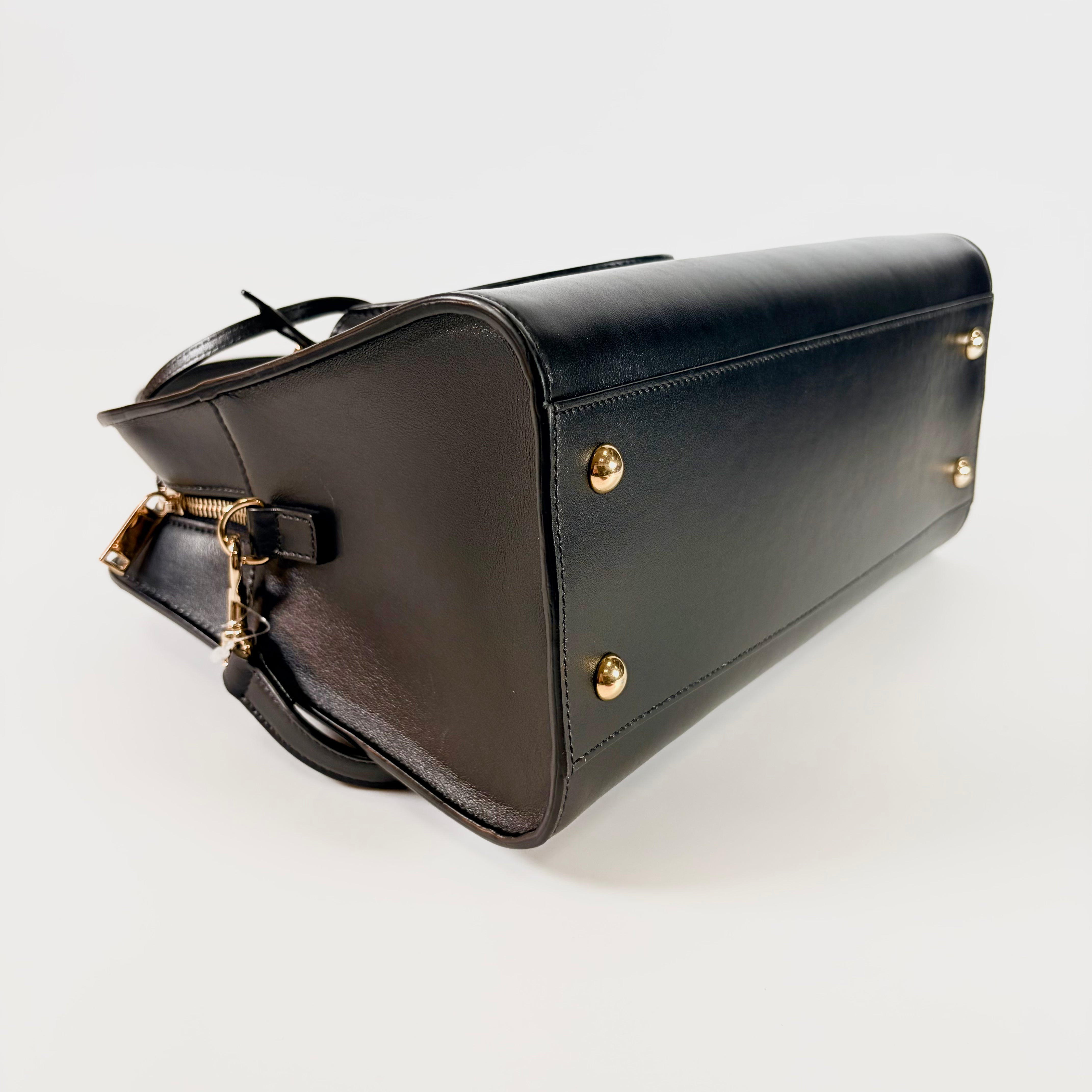 2605 secondhand SAINTLAURENT black