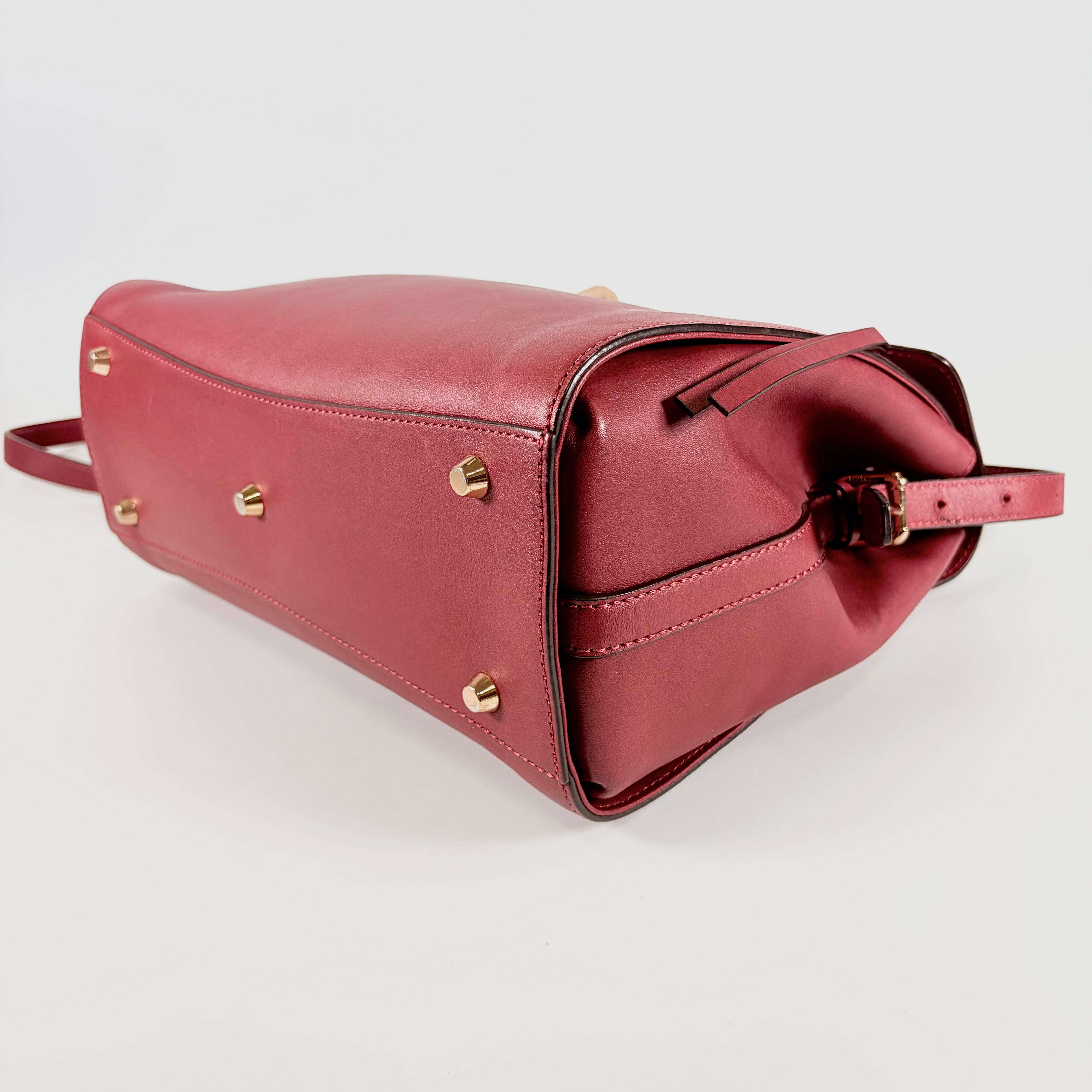 2605 secondhand MCM 2Way bag