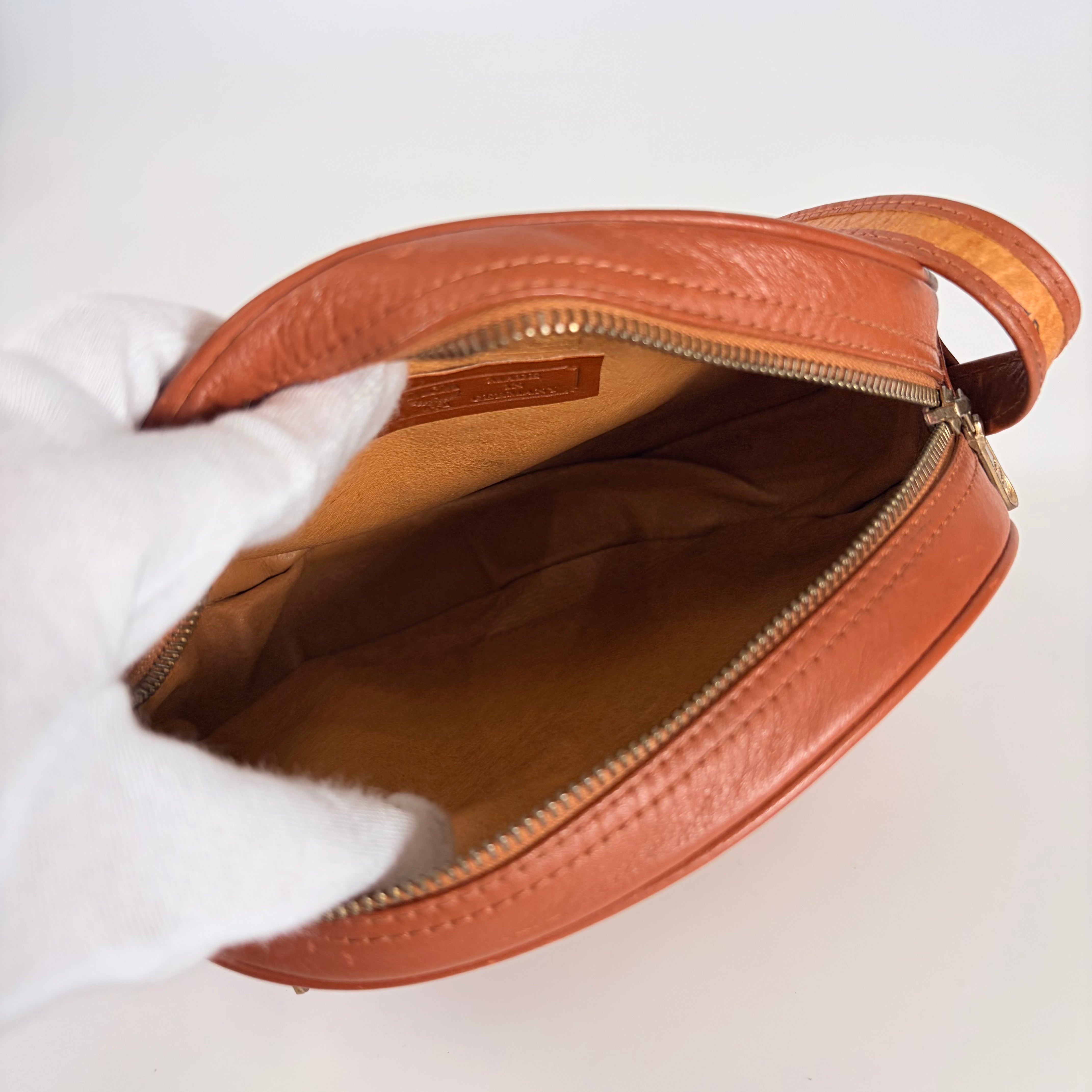2605 secondhand MCM Shoulder bag