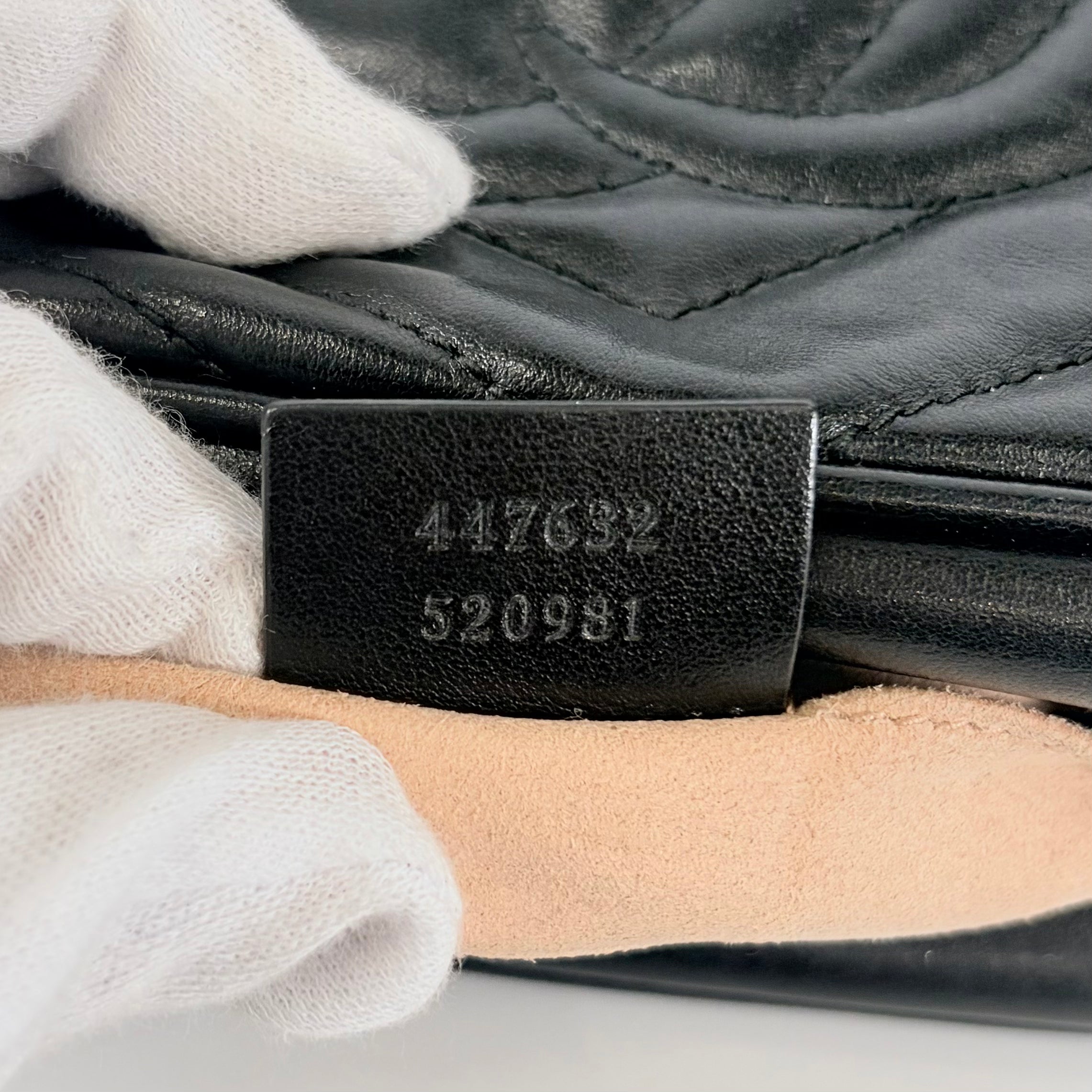 2604 secondhand GUCCI 447632 Shoulder bag / Crossbody Bag