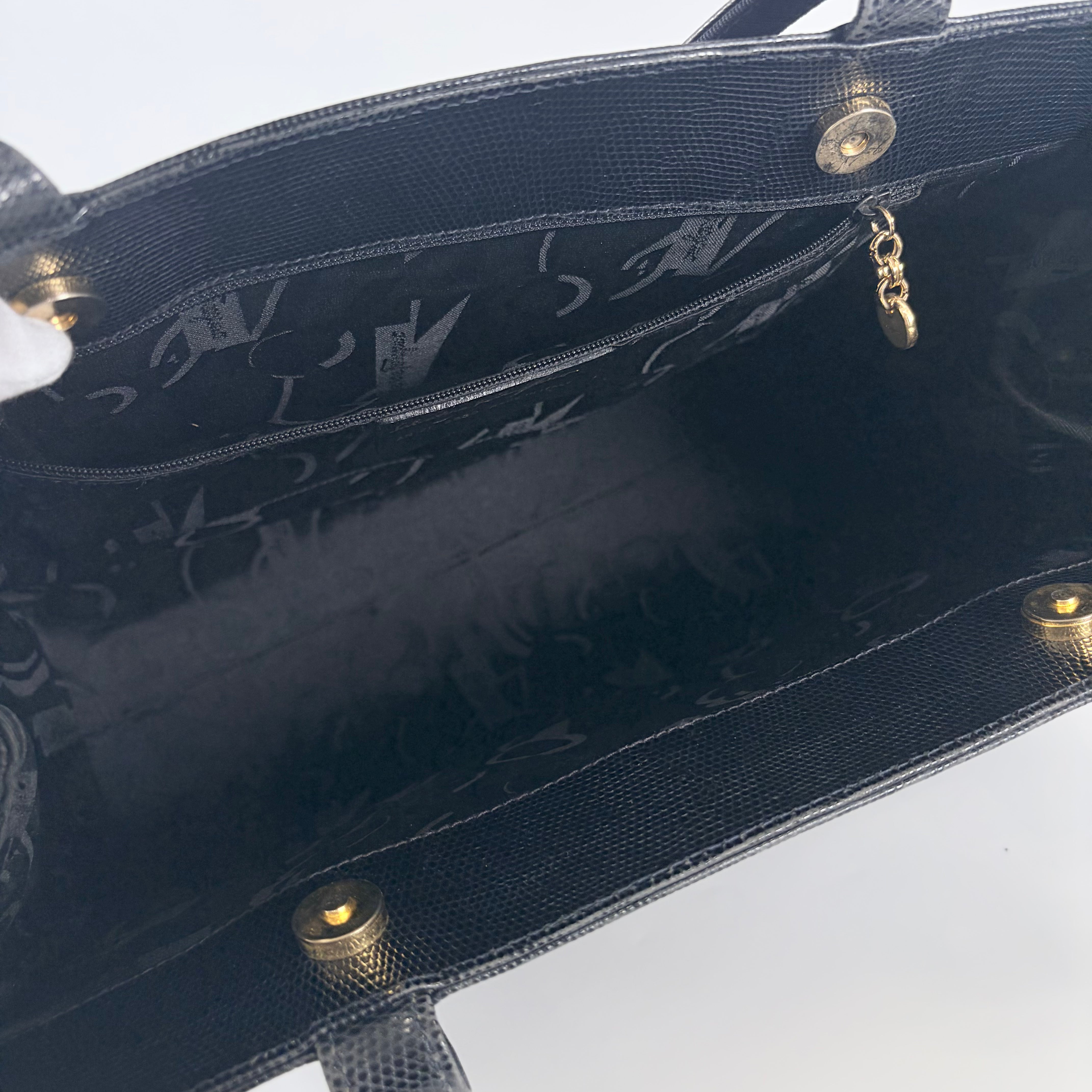 2606 secondhand Ferragamo Tote Bag