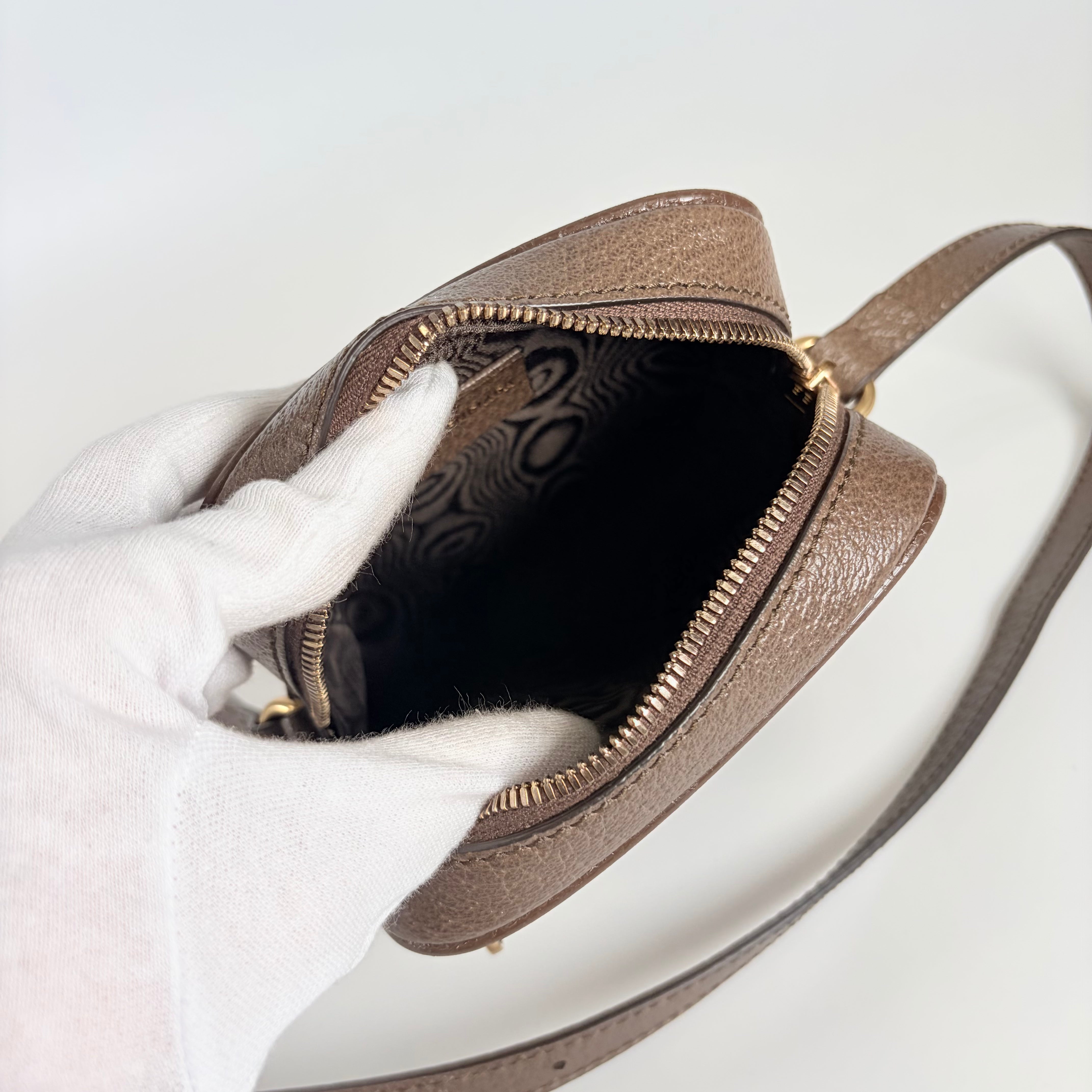 2604 secondhand GUCCI Balenciaga Collaboration shoulder Sherry
