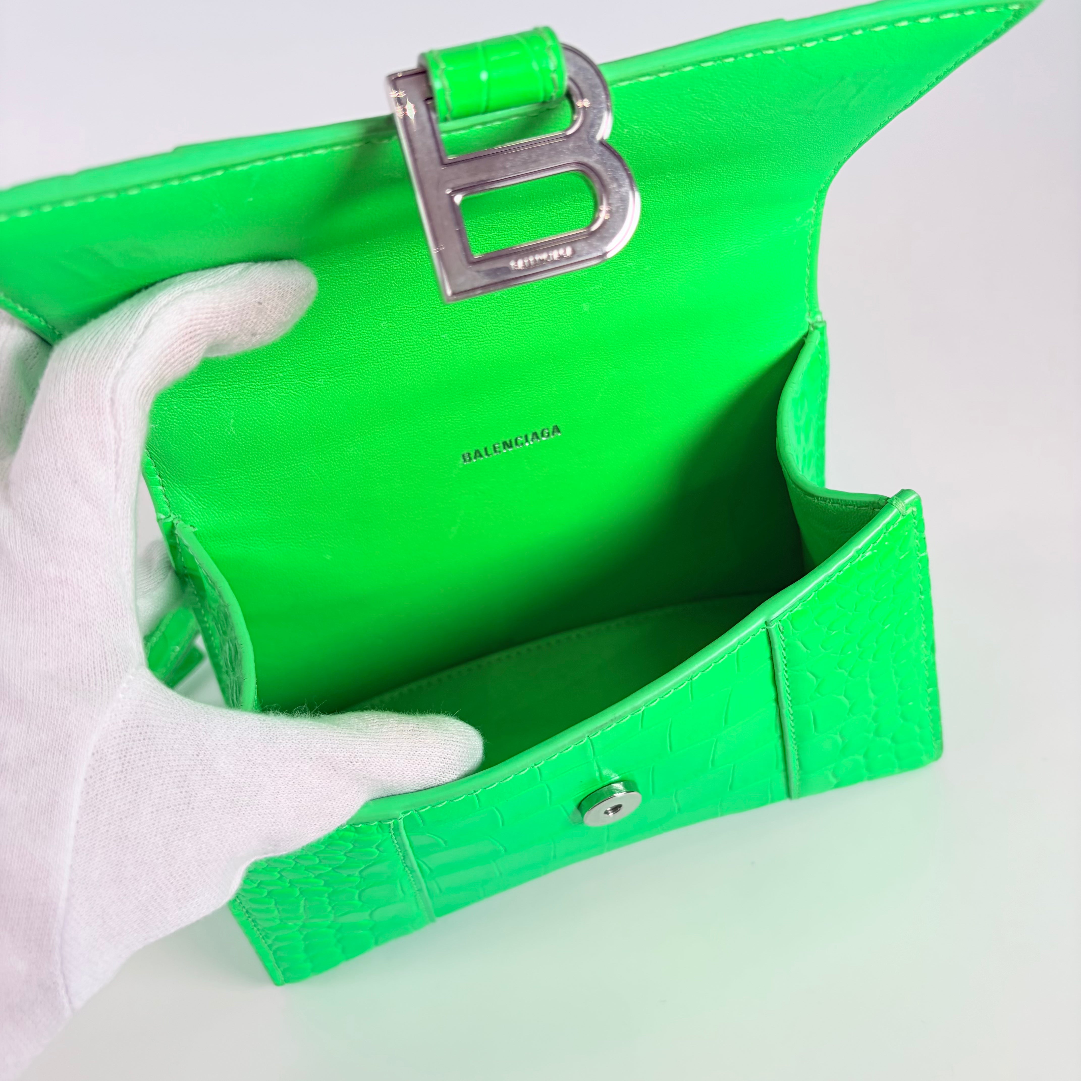 2604 secondhand BALENCIAGA Hourglass XS 2way Shoulder bag green