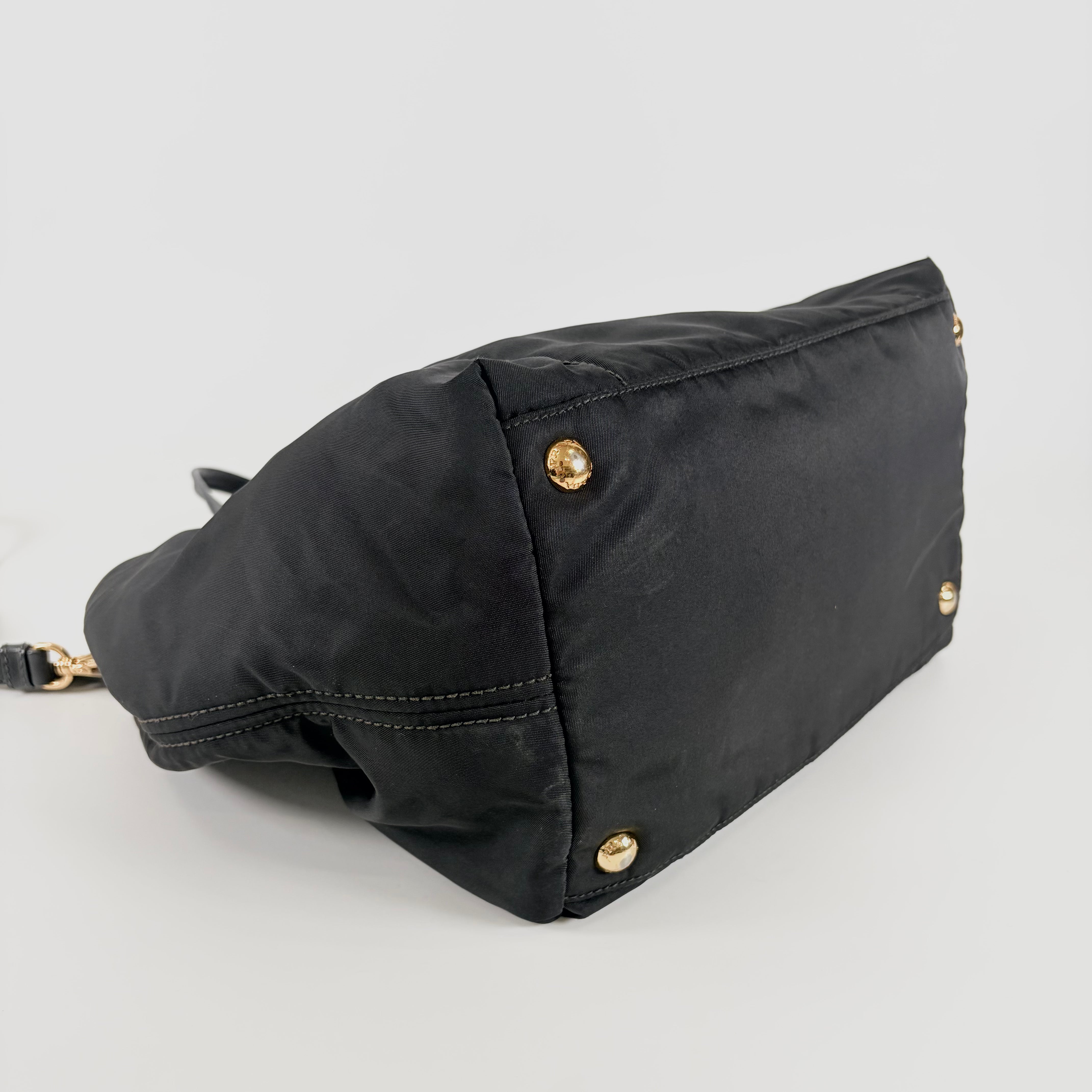 2604 secondhand PRADA 2WAY nylon hand Navy × gold