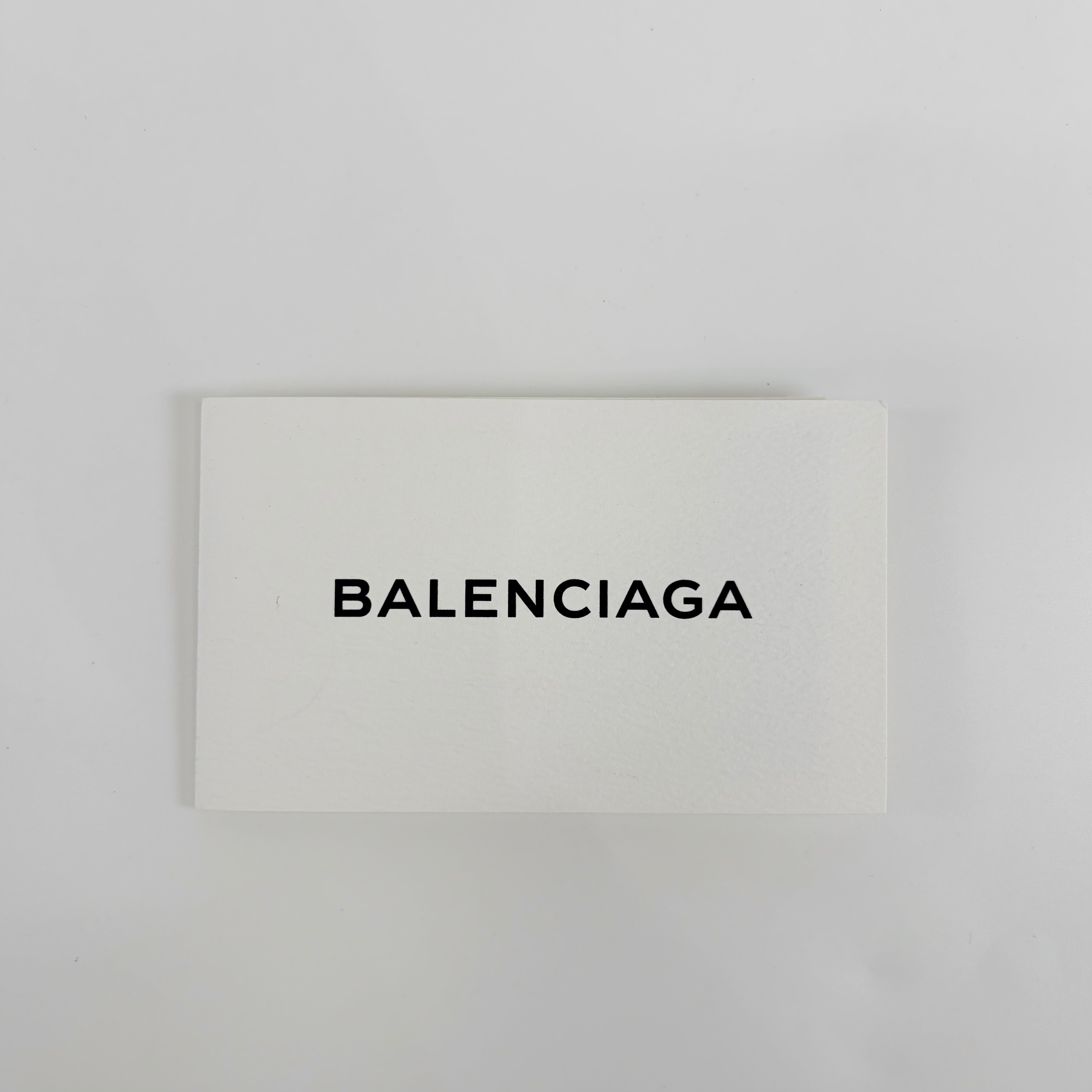 2605 secondhand BALENCIAGA Navy Pochette