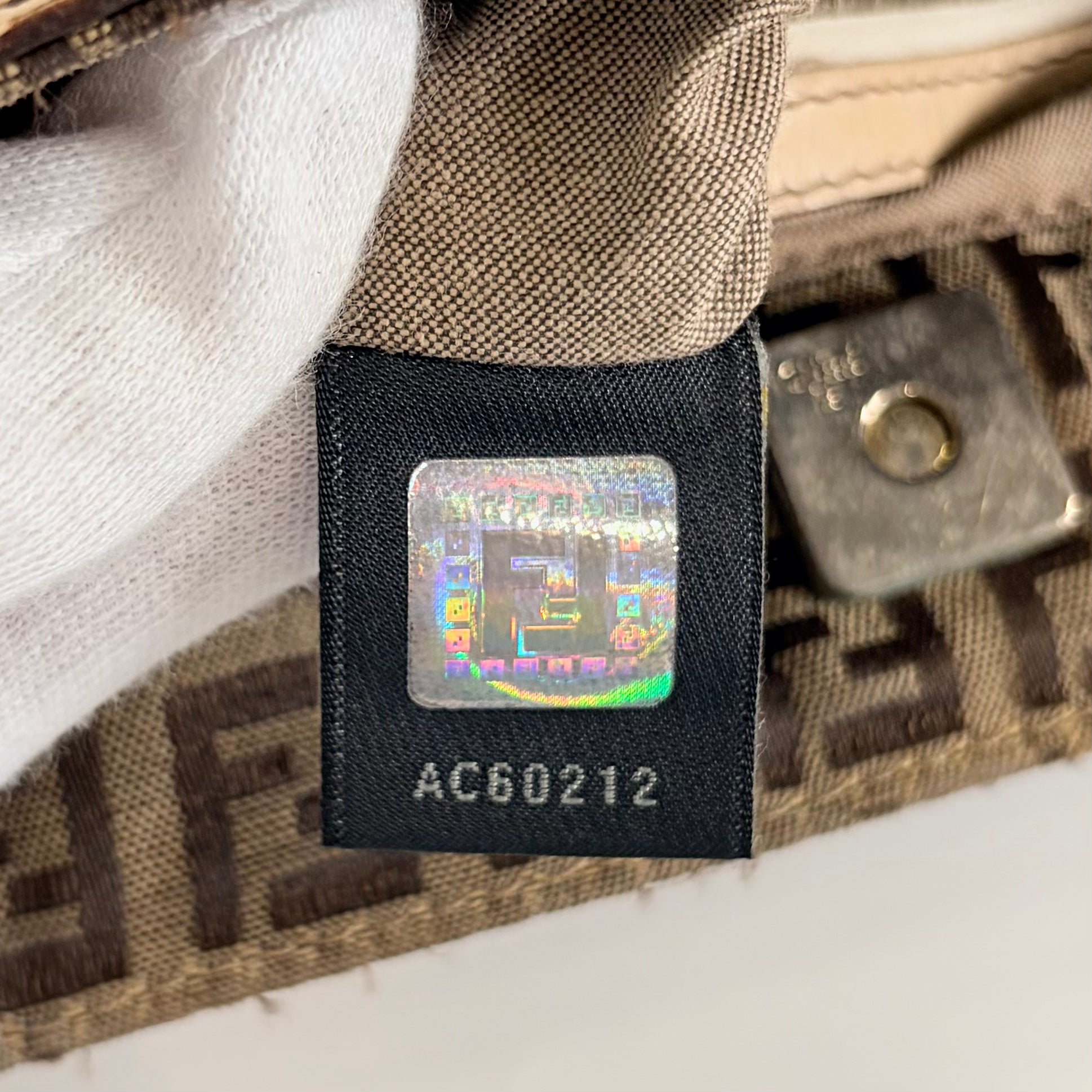 2606 secondhand FENDI Zucchino hand bag