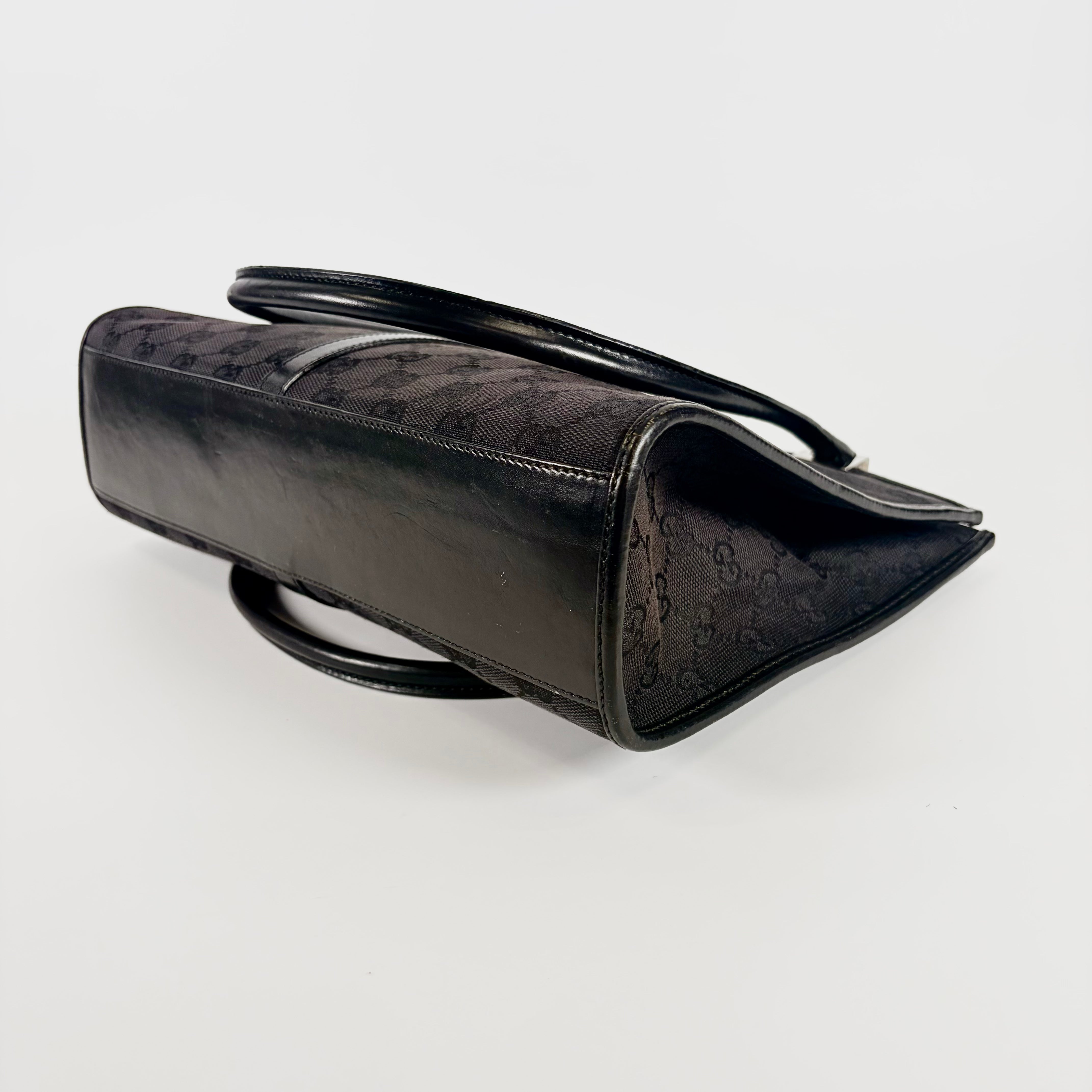 2604 secondhand GUCCI brand bag 0021073 GG canvas cicada shoulder black
