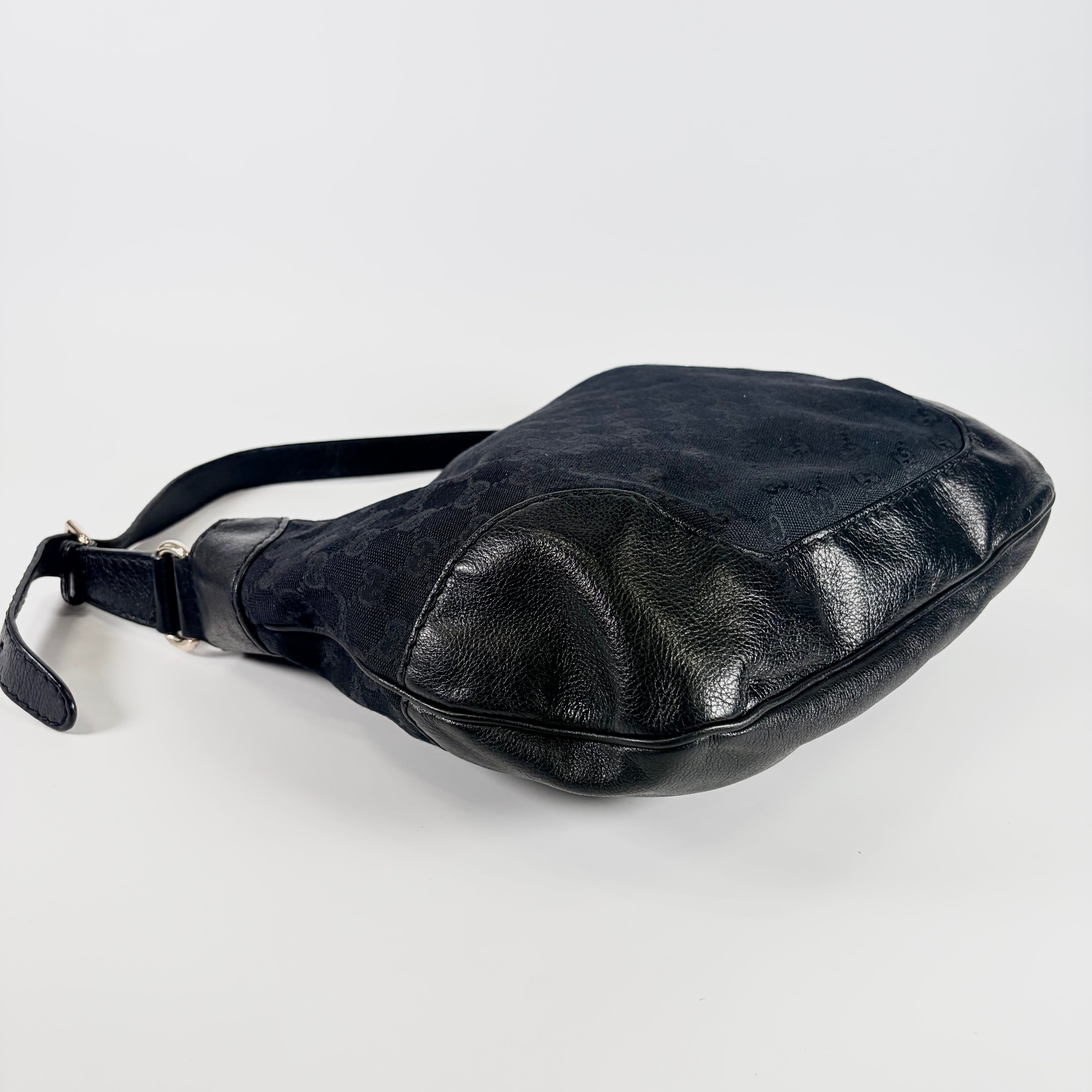 2604 secondhand GUCCI Shoulder bag GG Pattern canvas black