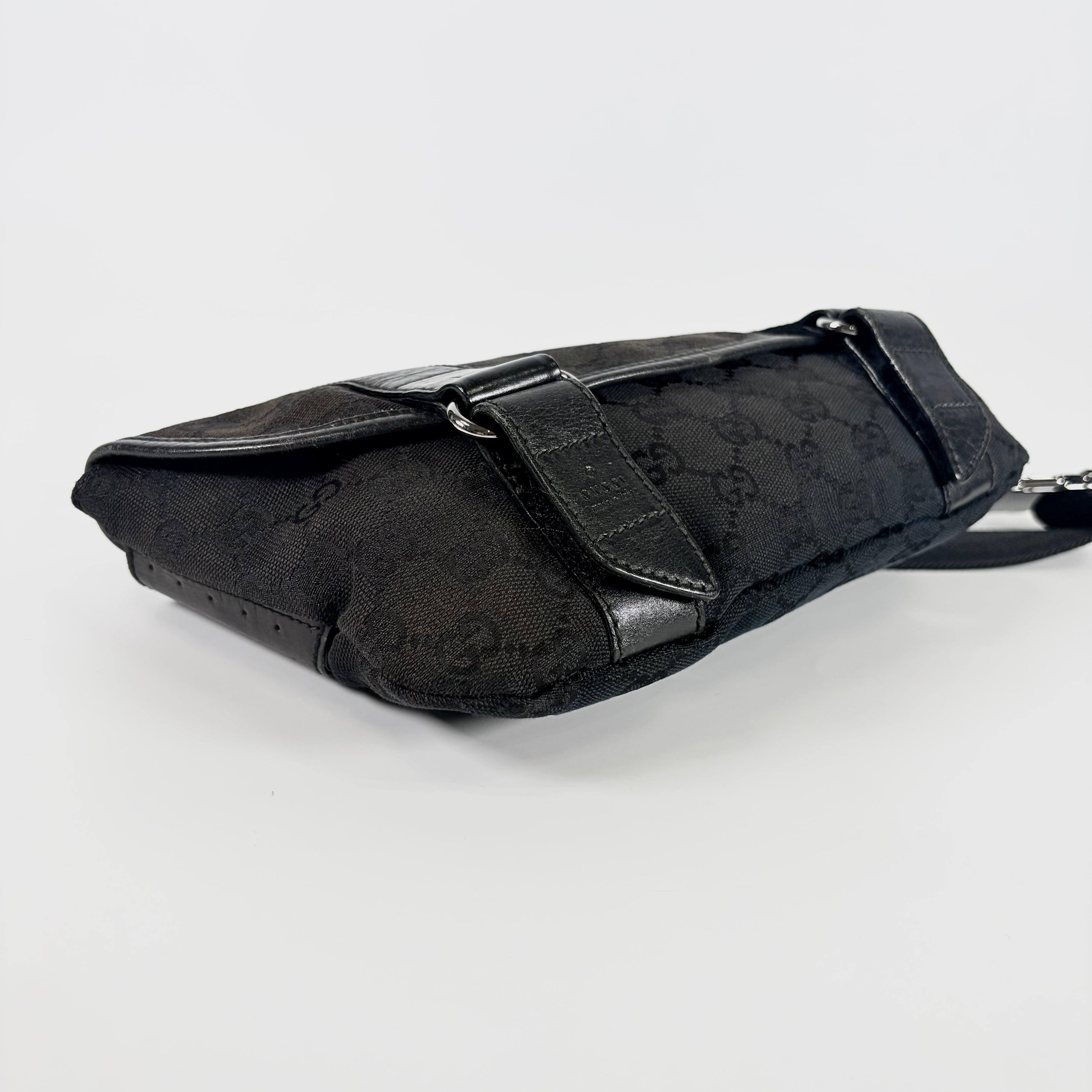 2604 secondhand GUCCI 145851 Body Bag / Waist Bag