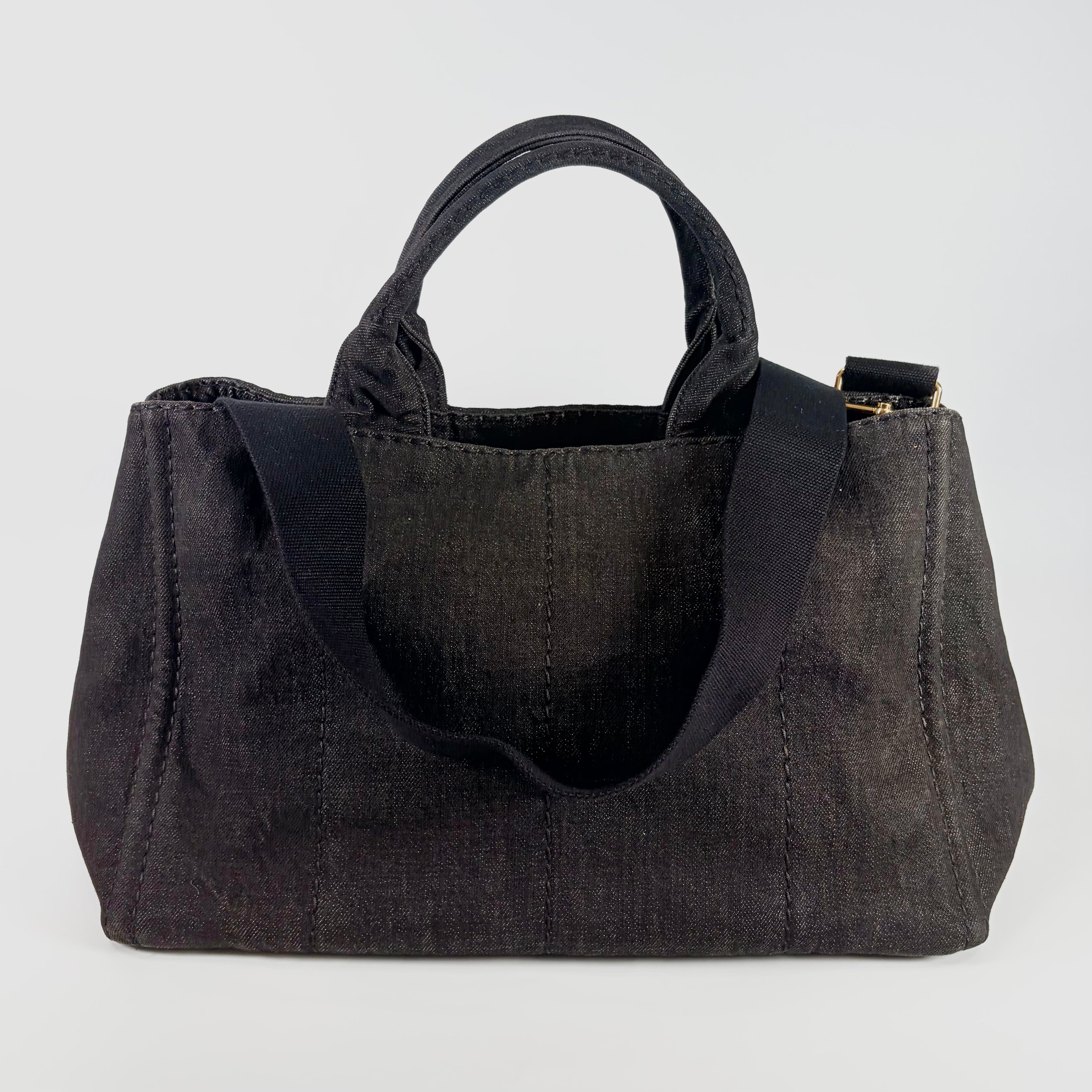2605 secondhand Prada Canapa Tote