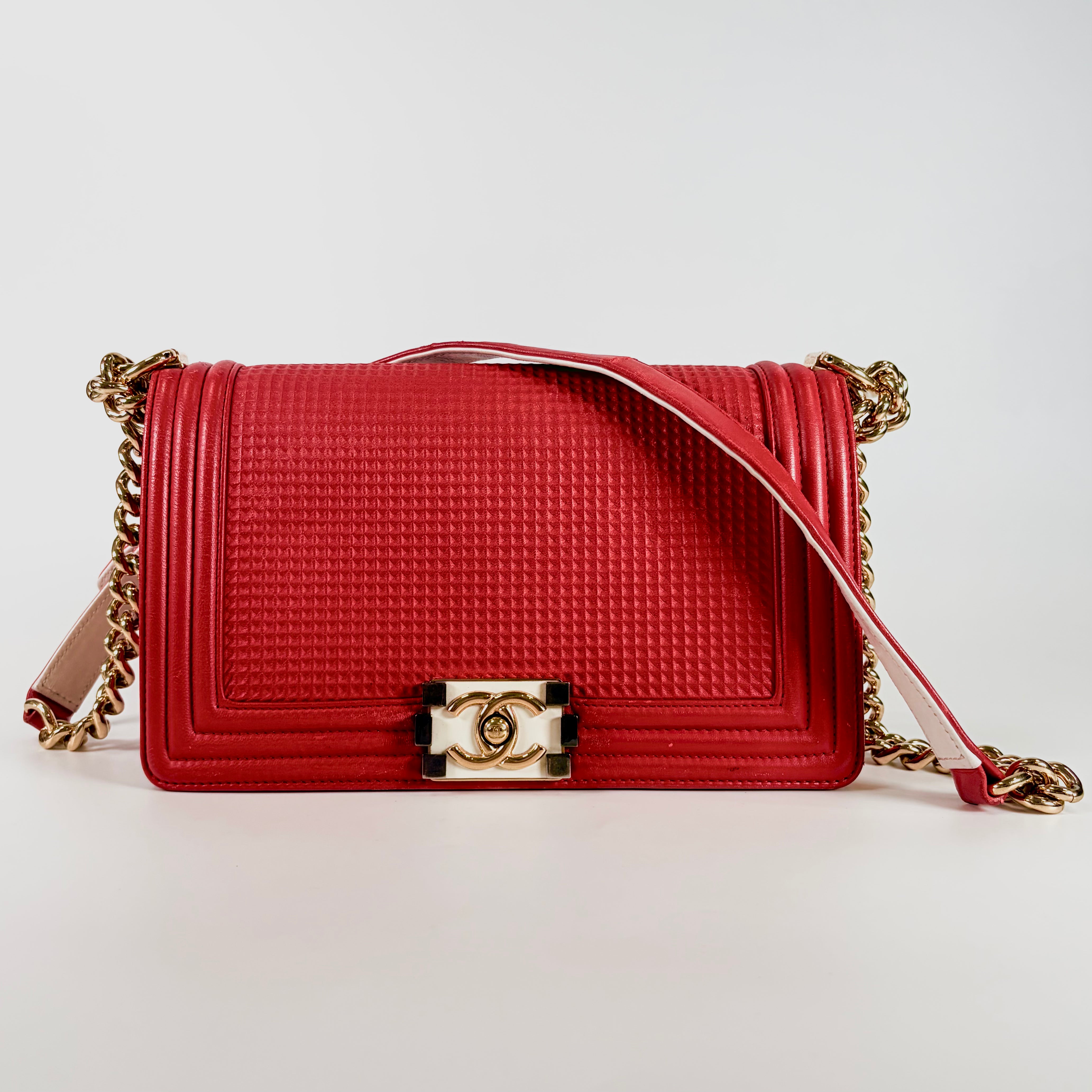 2505 CHANEL Beau Chanel 28 Large Lambskin Chain Shoulder Bag with Shepron V Stitching, Black and Gunmetal Hardware