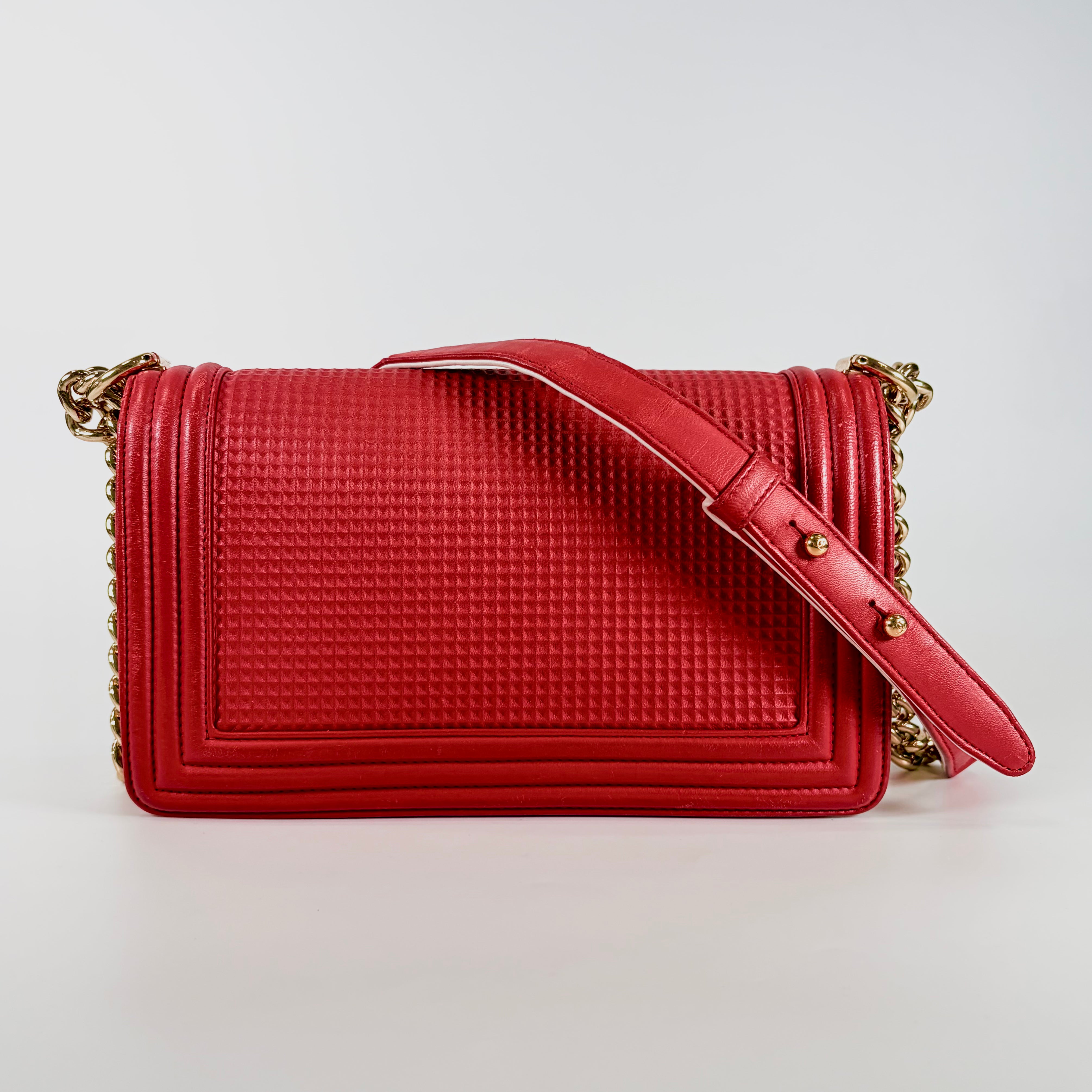 2505 CHANEL Beau Chanel 28 Large Lambskin Chain Shoulder Bag with Shepron V Stitching, Black and Gunmetal Hardware