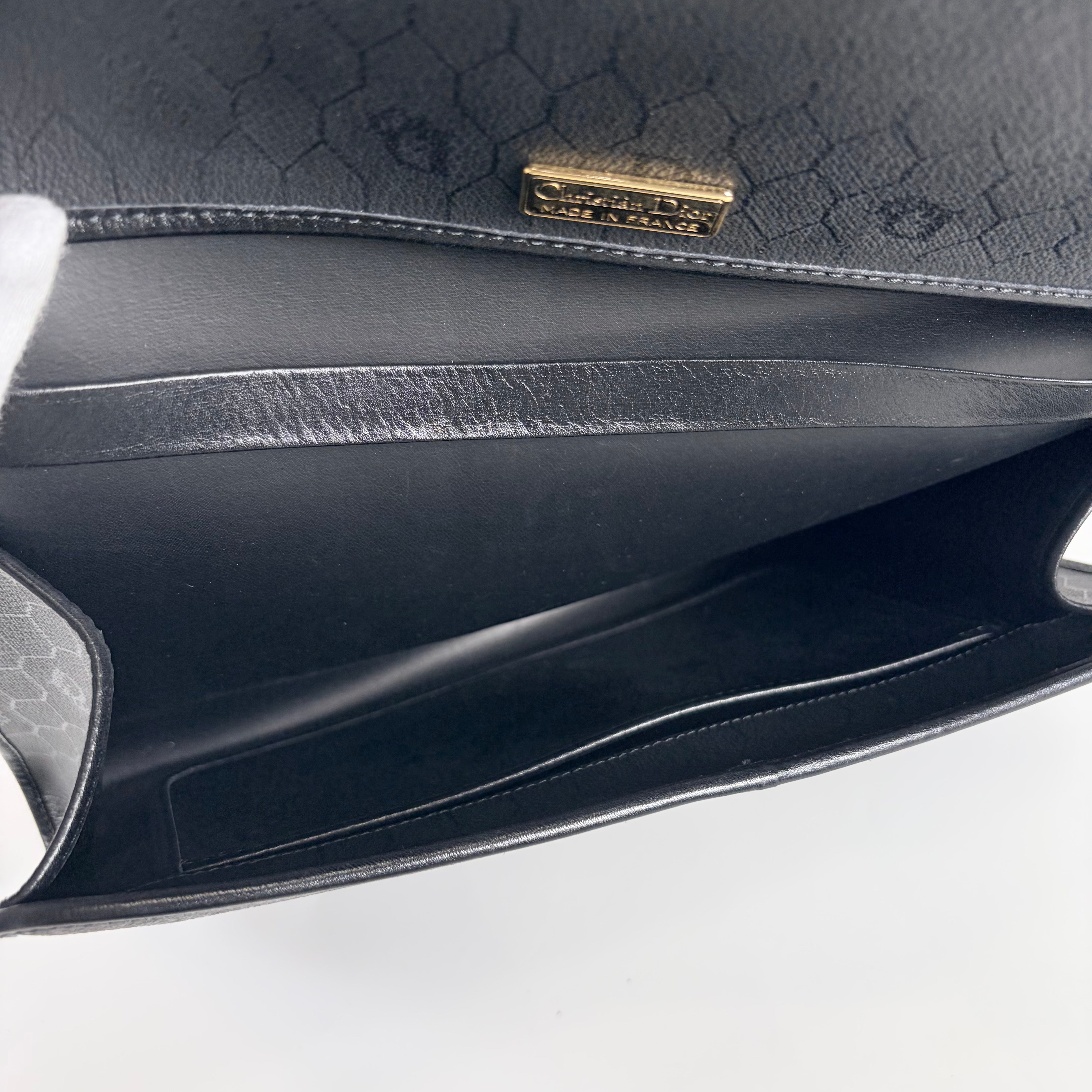 2606 secondhand CD bag / others chain