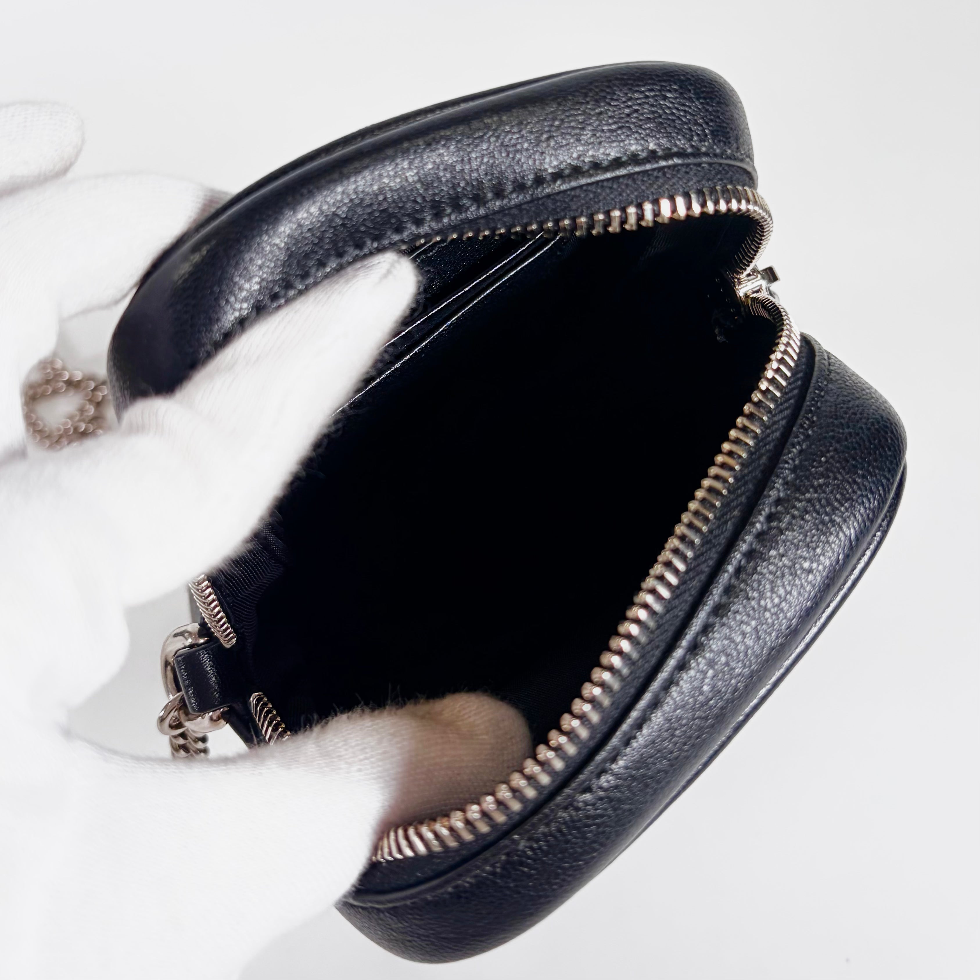 2605 secondhand GUCCI brand bag 760315 leather Blondie mini chain black