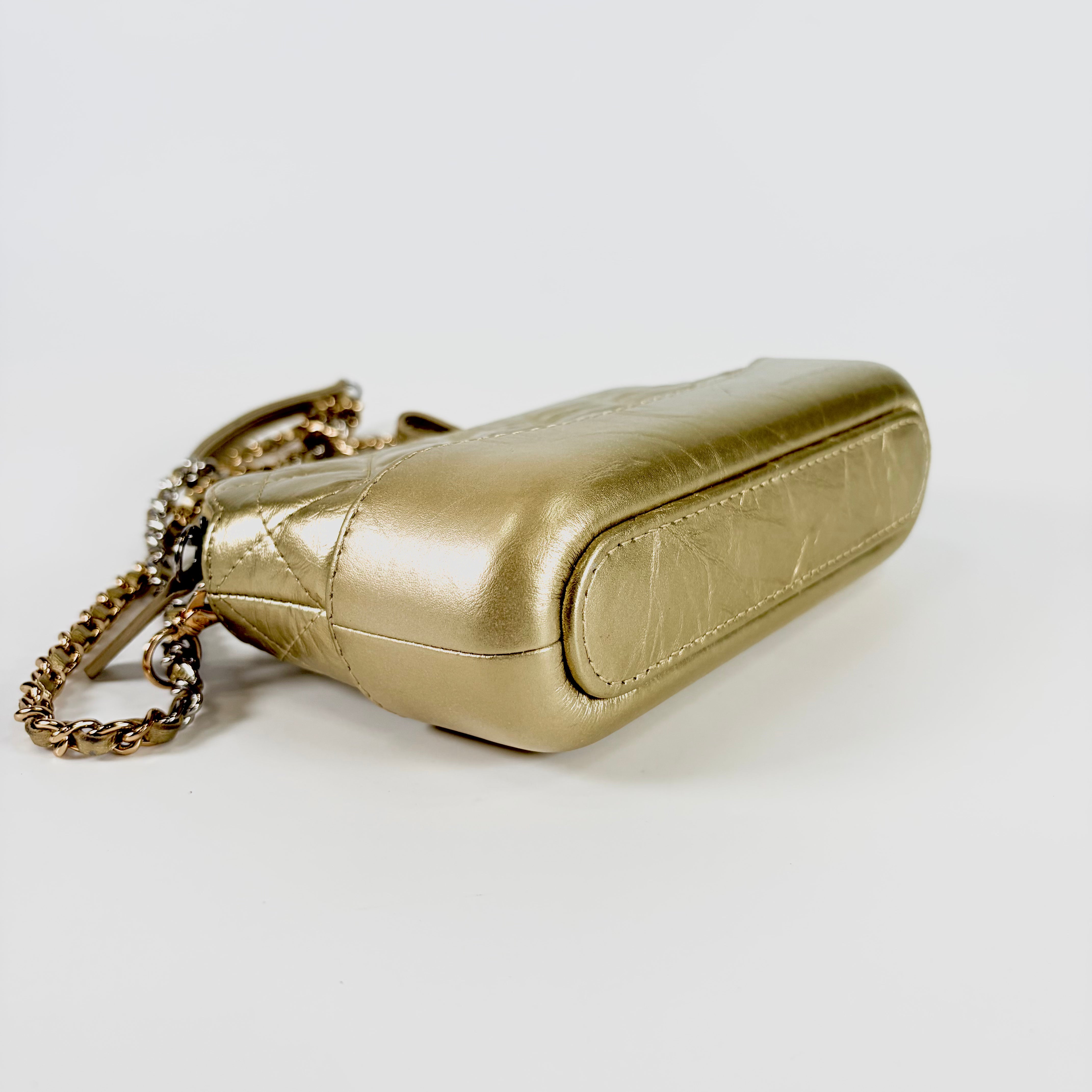 2606 secondhand CHANEL Gabriel Chain Shoulder Bag