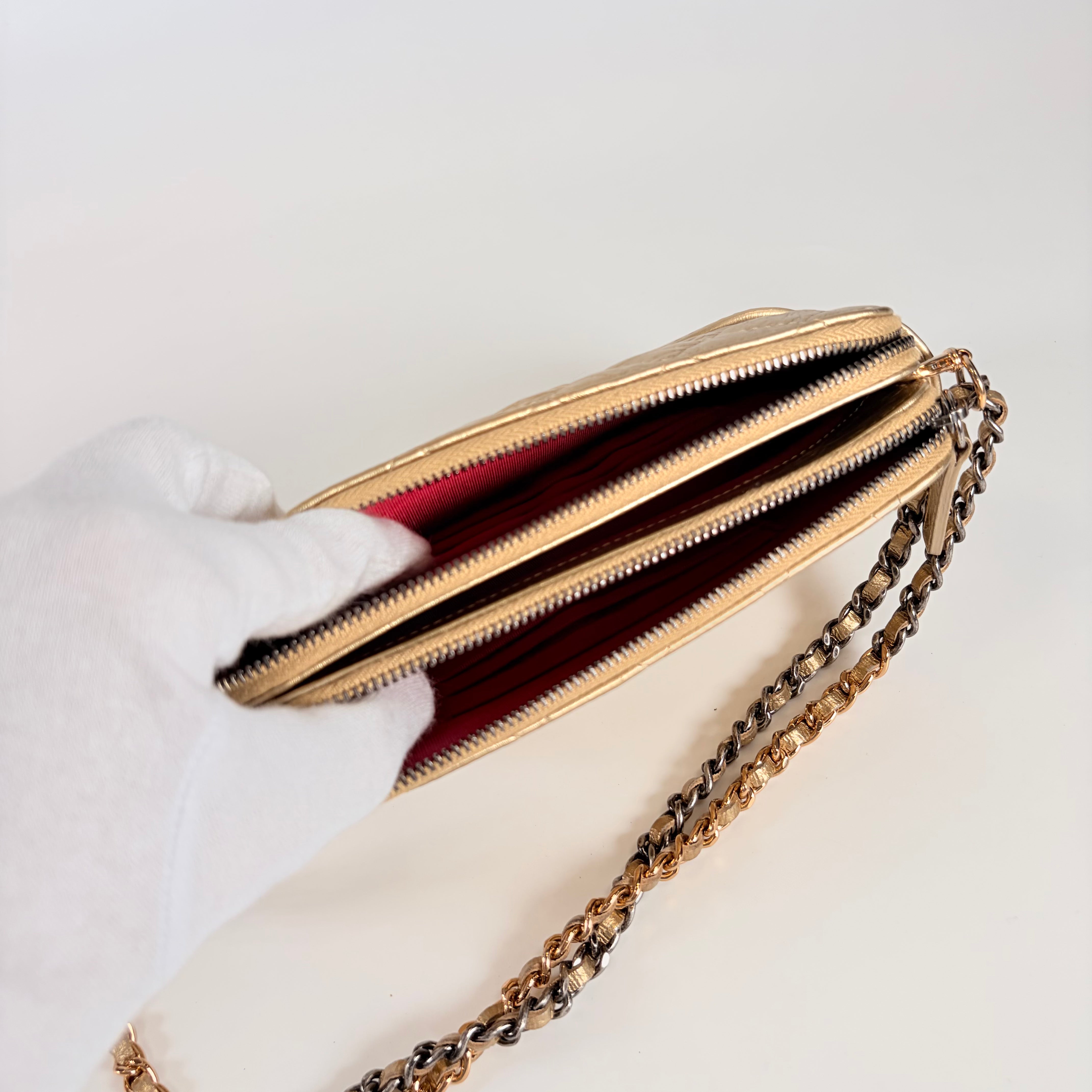 2606 secondhand CHANEL Gabriel Chain Shoulder Bag