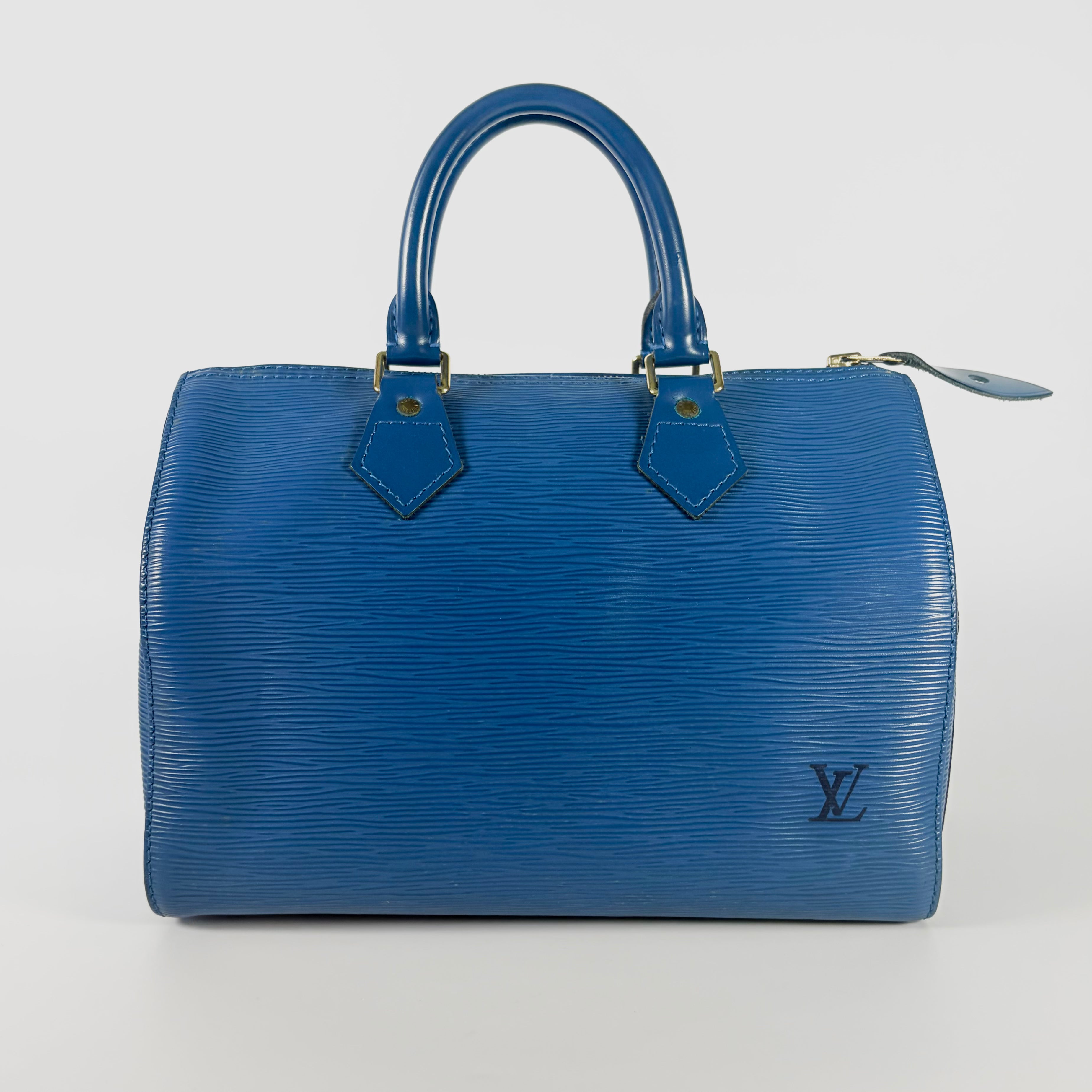 2605 secondhand LV Epi Speedy 30