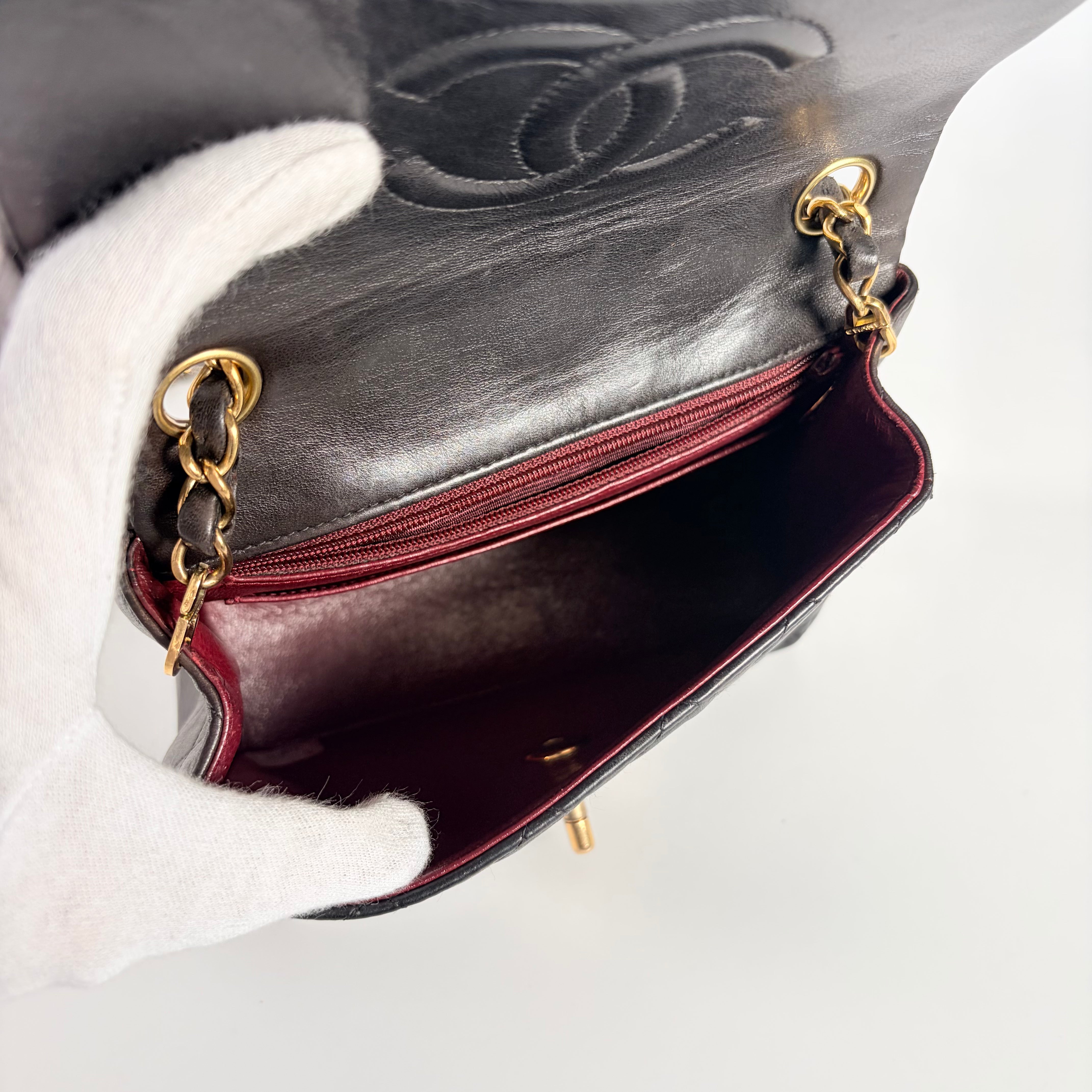 2605 secondhand CHANEL Matelasse Chain Shoulder Bag