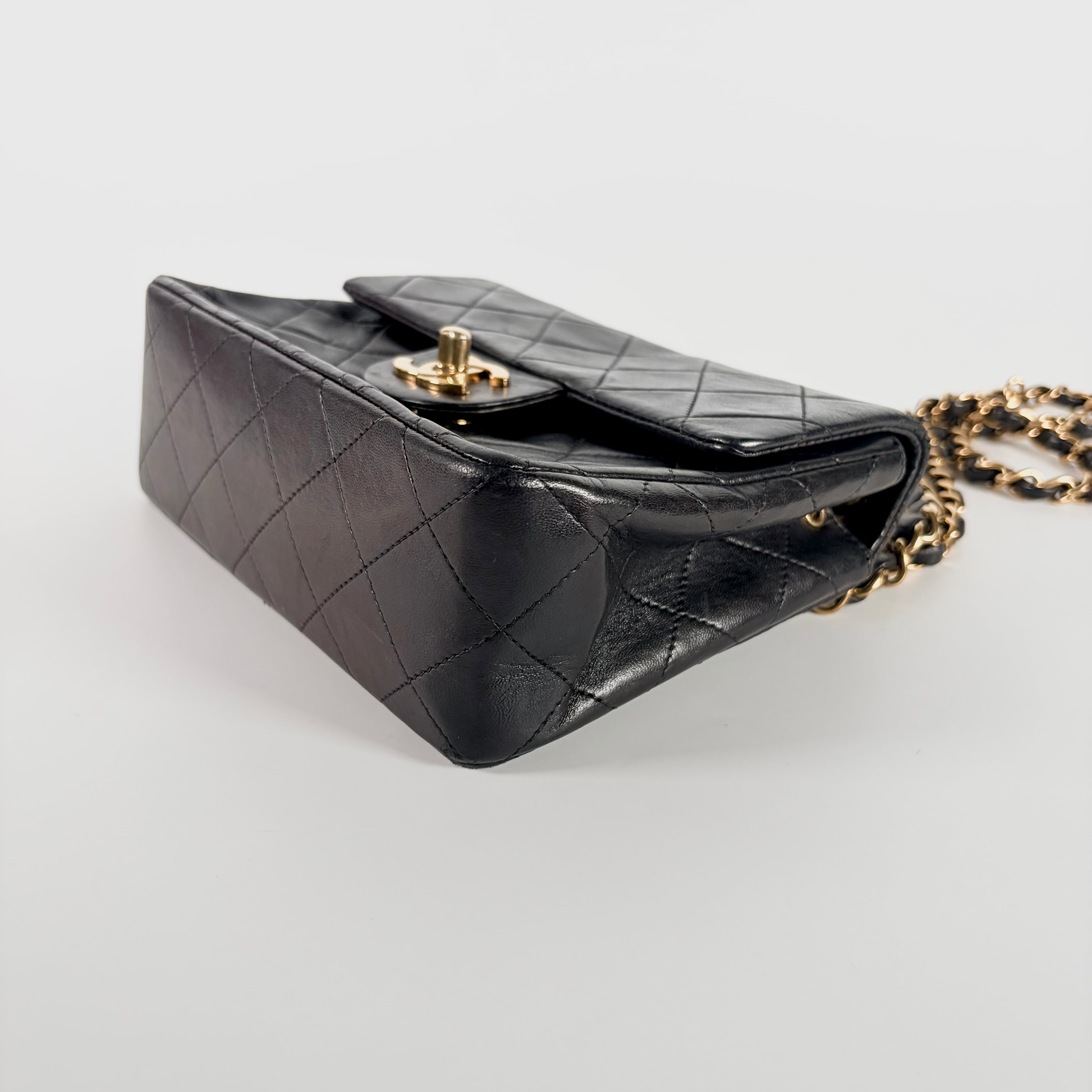 2605 secondhand CHANEL Matelasse Chain Shoulder Bag